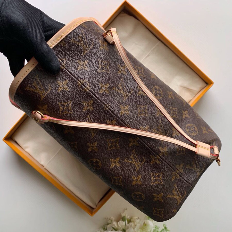 l**is V*t*n neverfull mm