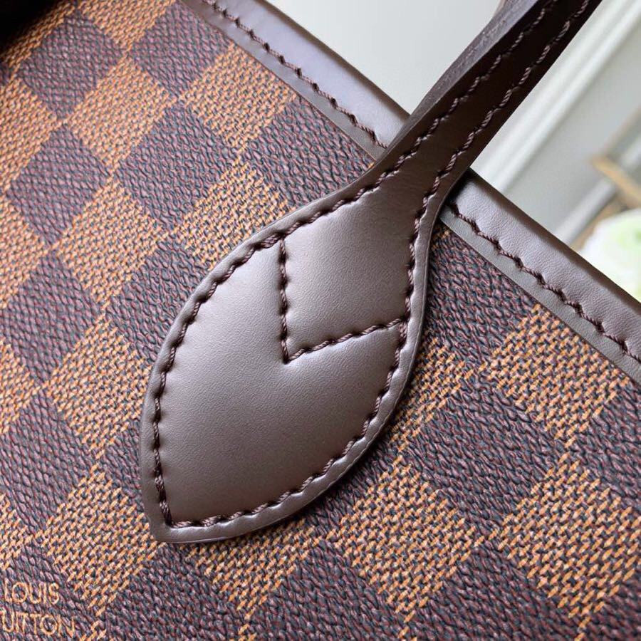l**is V*t*n neverfull gm