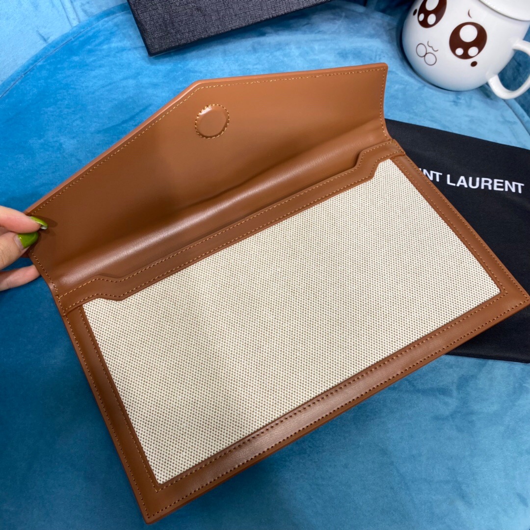 YSL Uptown