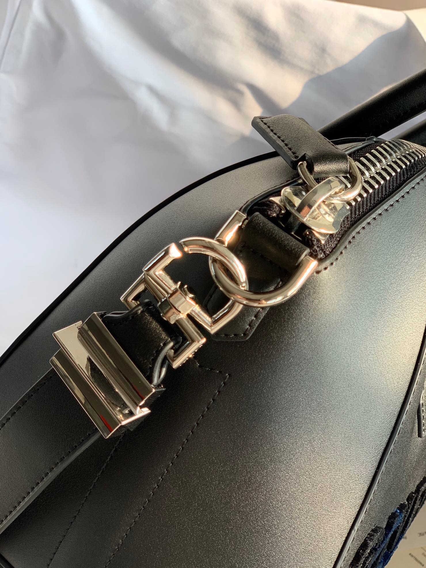 Givenchy Antigona Small