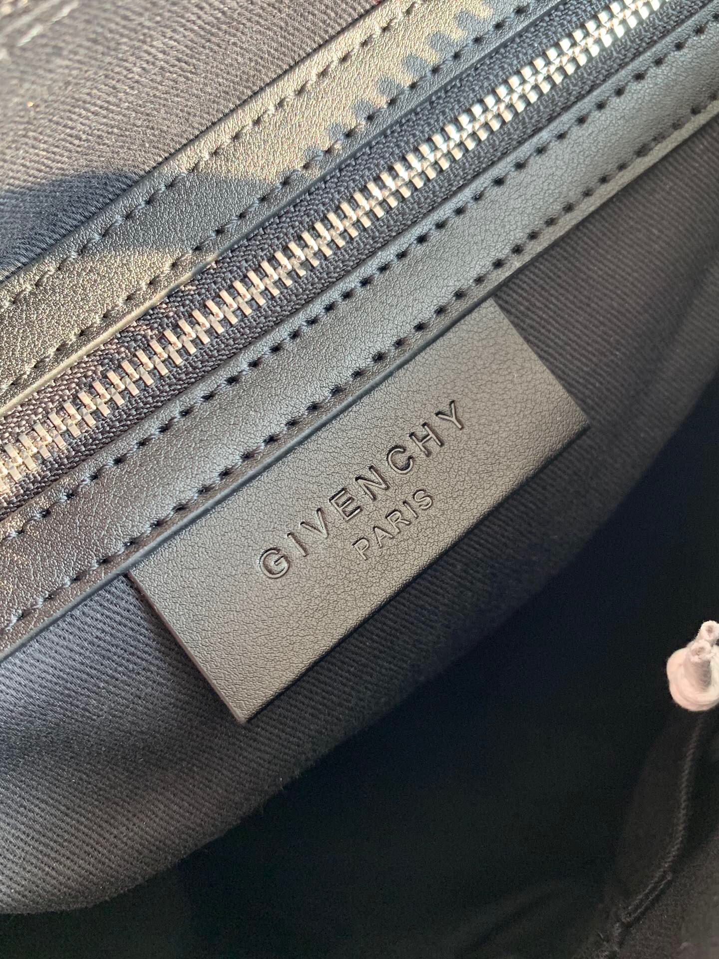 Givenchy Antigona Small