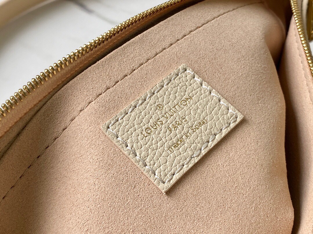 l**is V*t*n multi pochette accessories