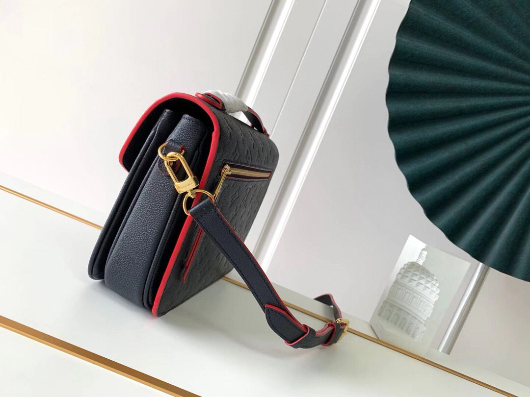 l**is V*t*n pochette metis
