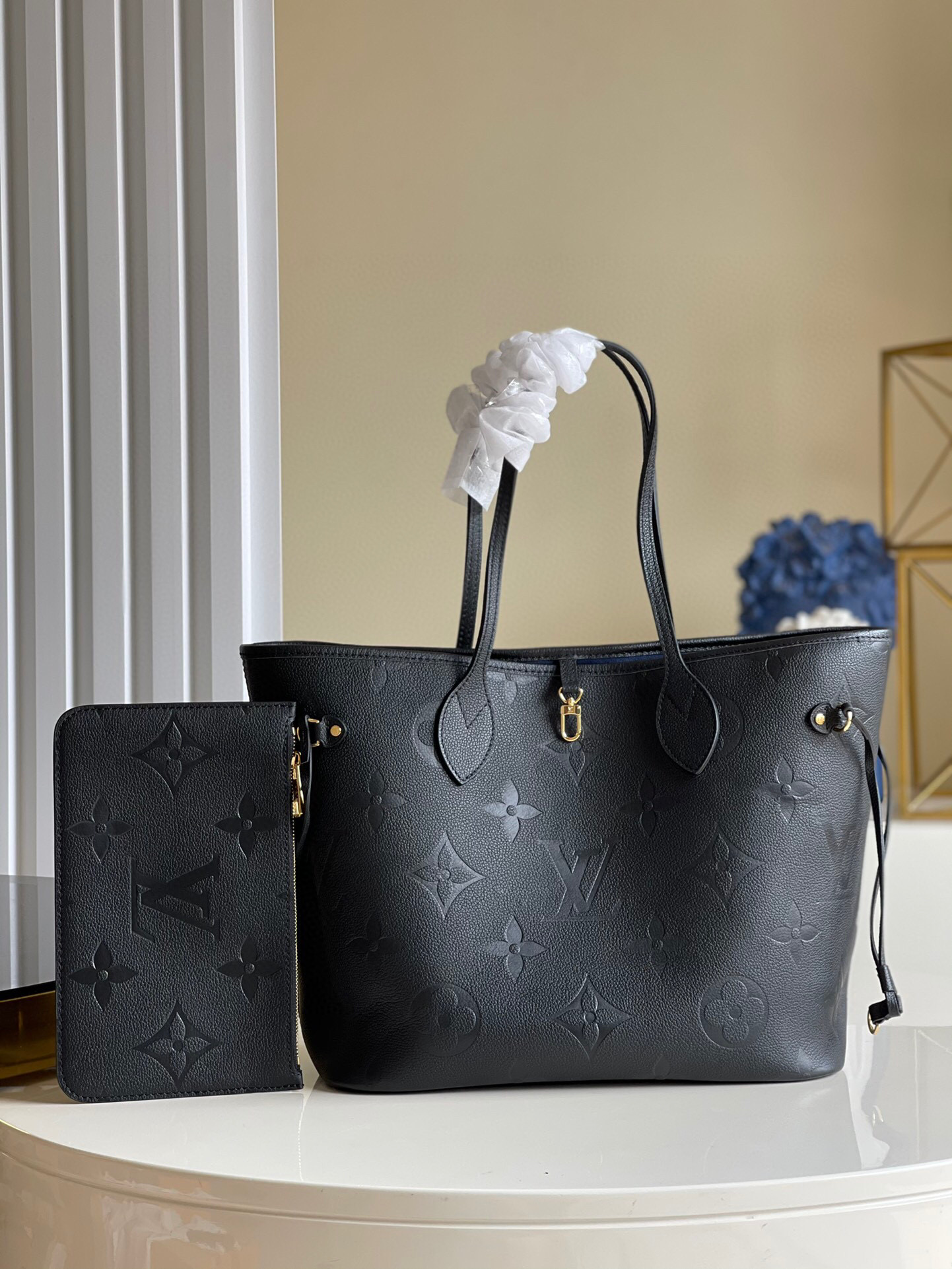 l**is V*t*n neverfull mm