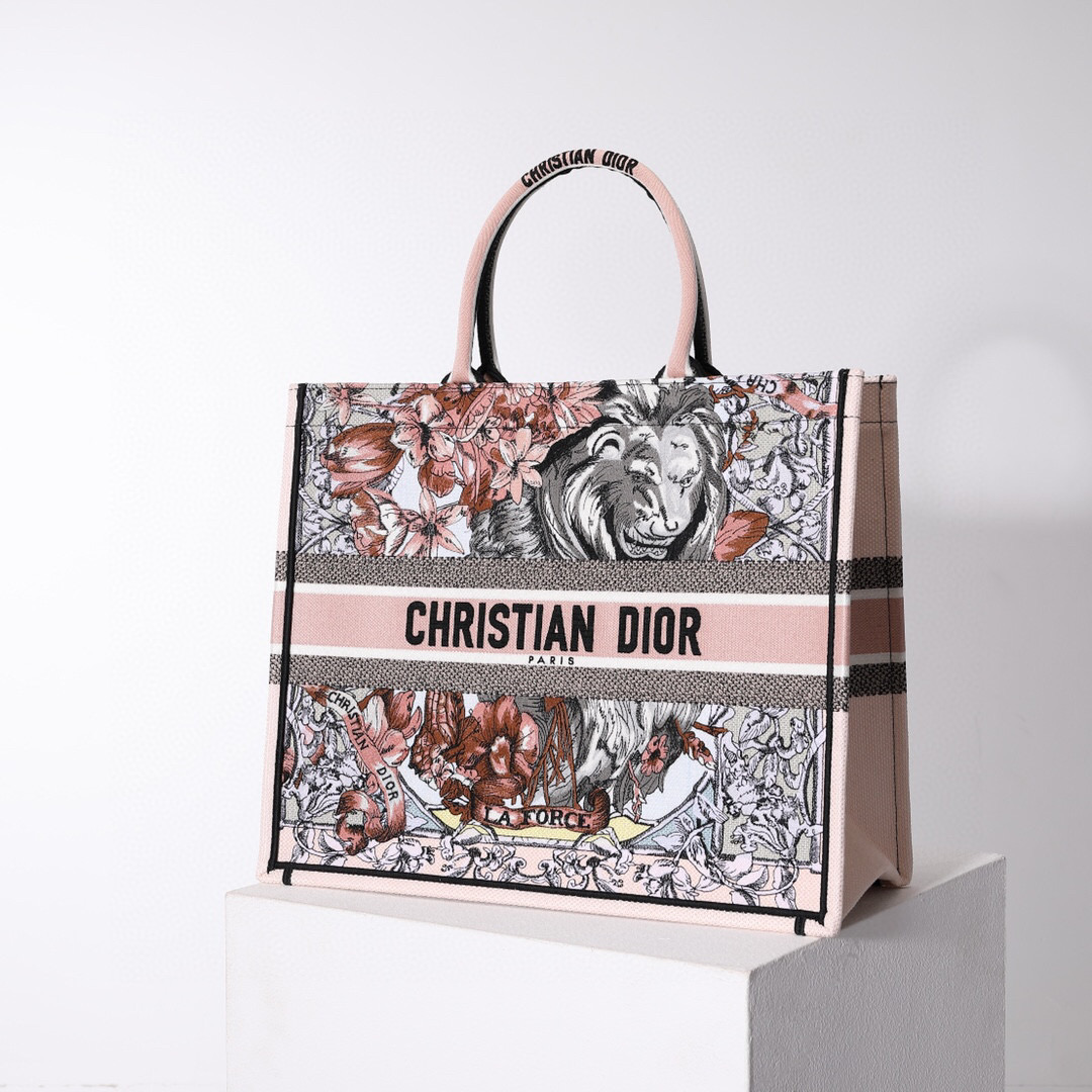 D*or book tote