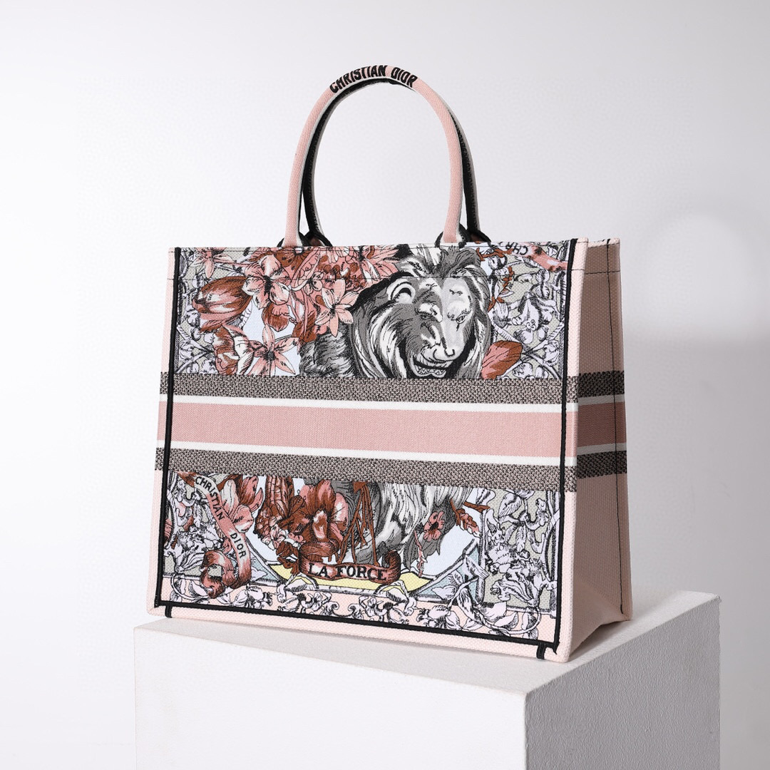 D*or book tote