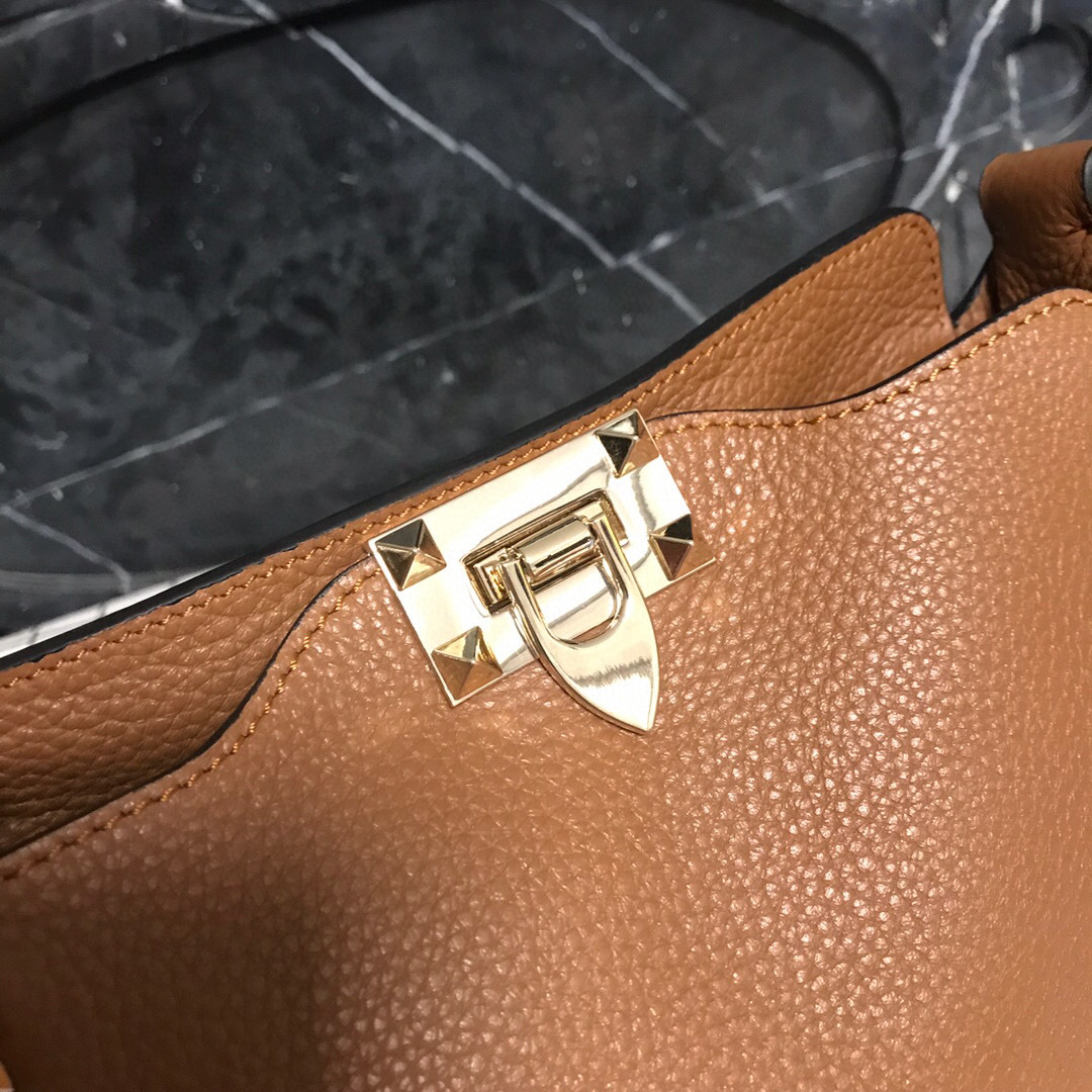 Va1e*ntin0 tote