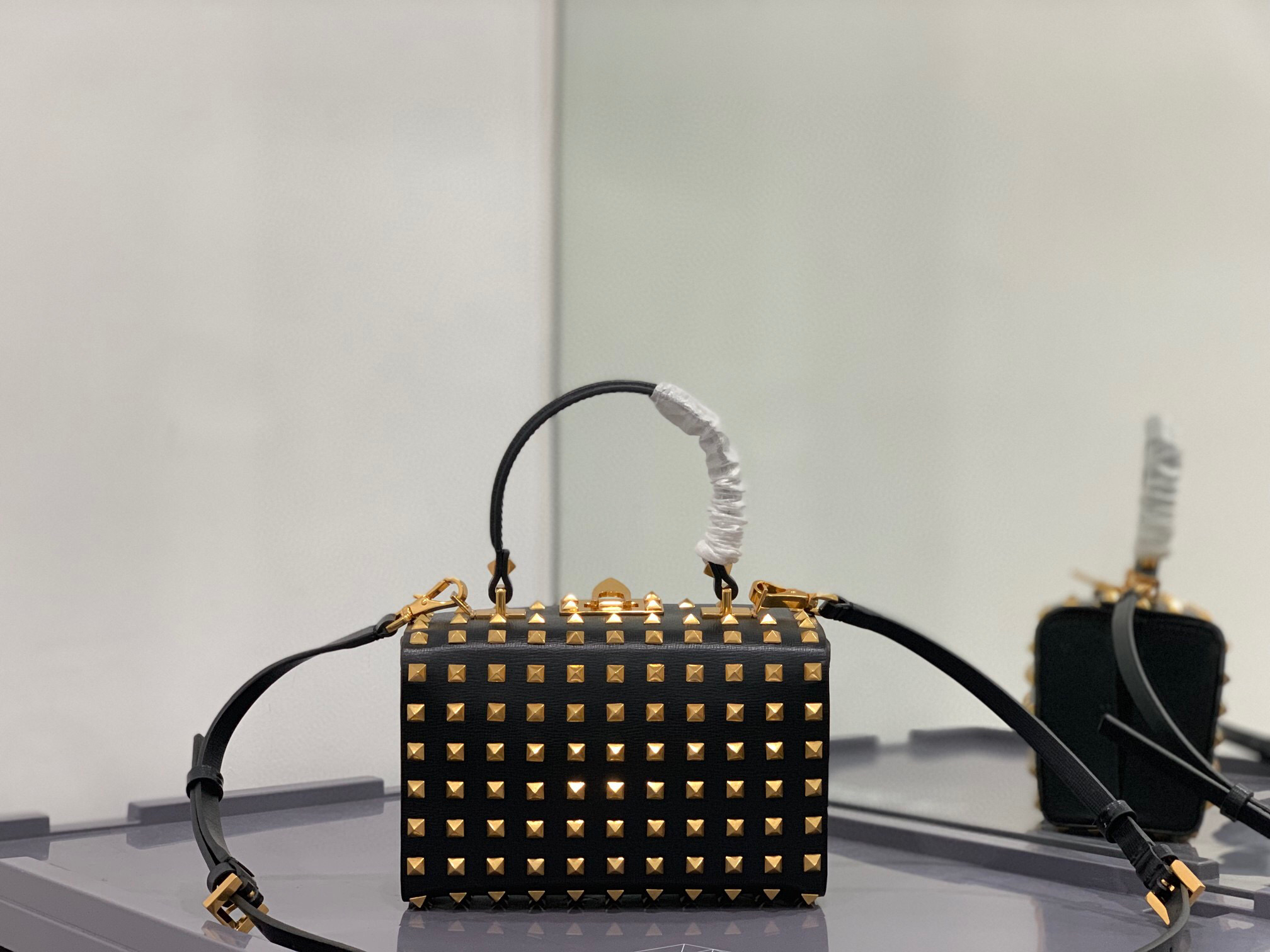 Va1e*ntin0 garavani rockstud