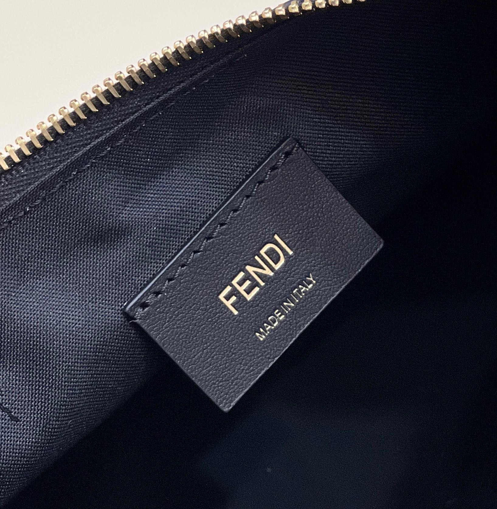 F**di F**digraphy small