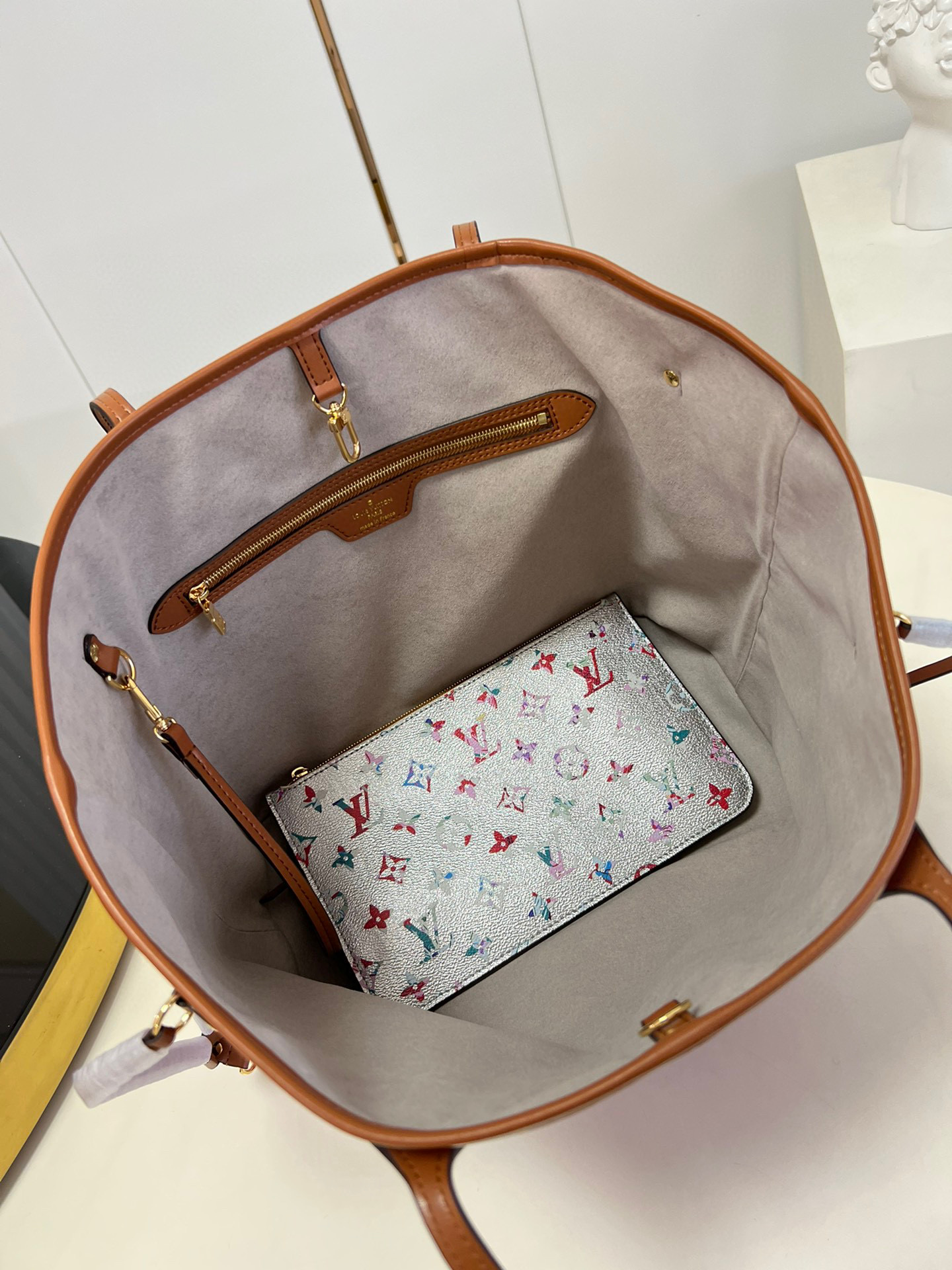 l**is V*t*n neverfull mm