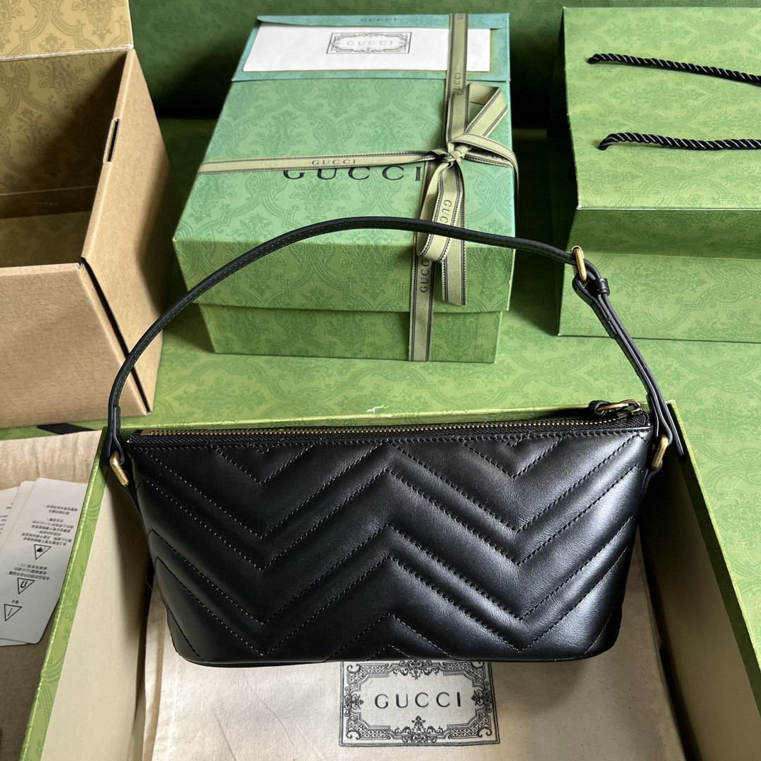G*u*i gg marmont shoulder bag