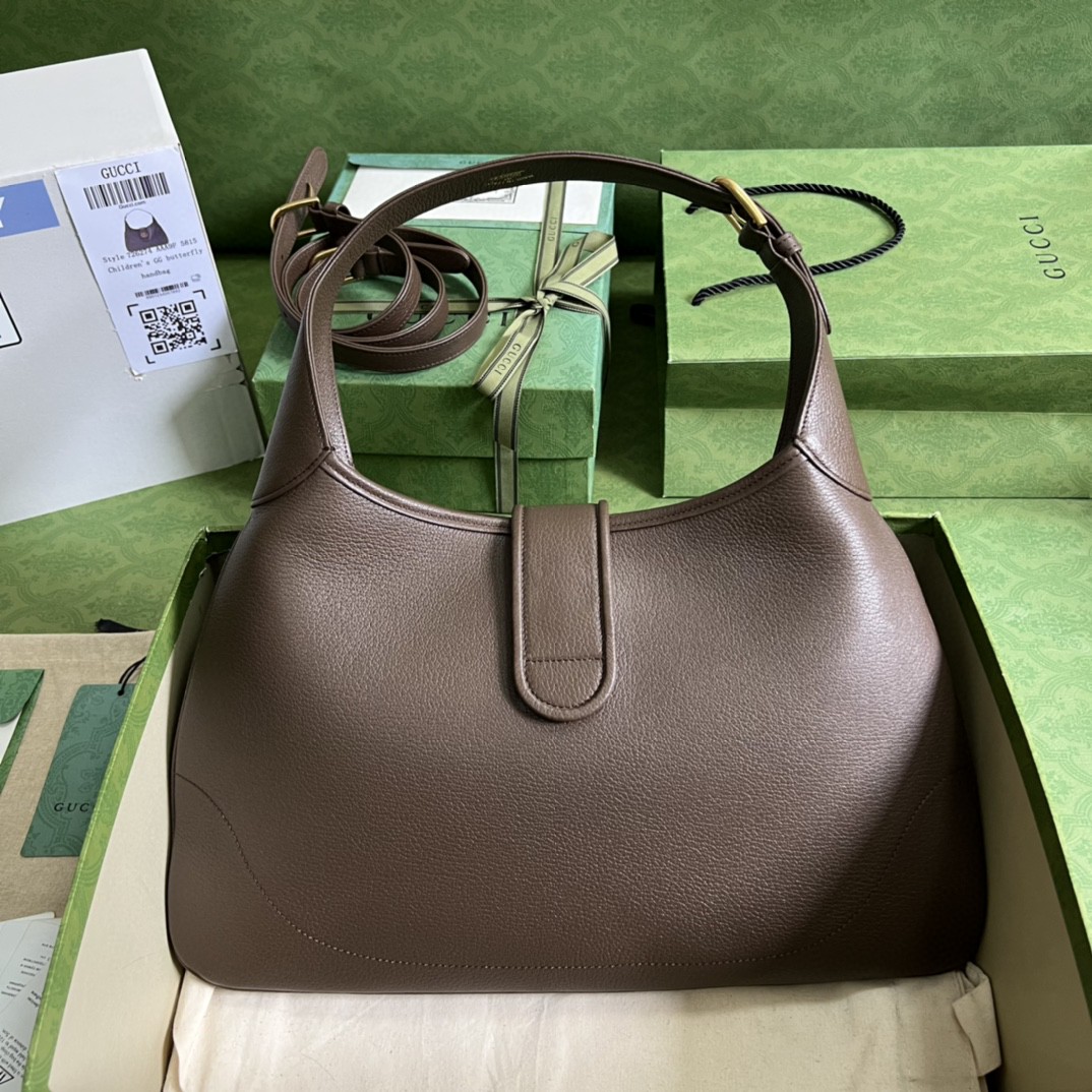 G*u*i aphrodite medium shoulder bag