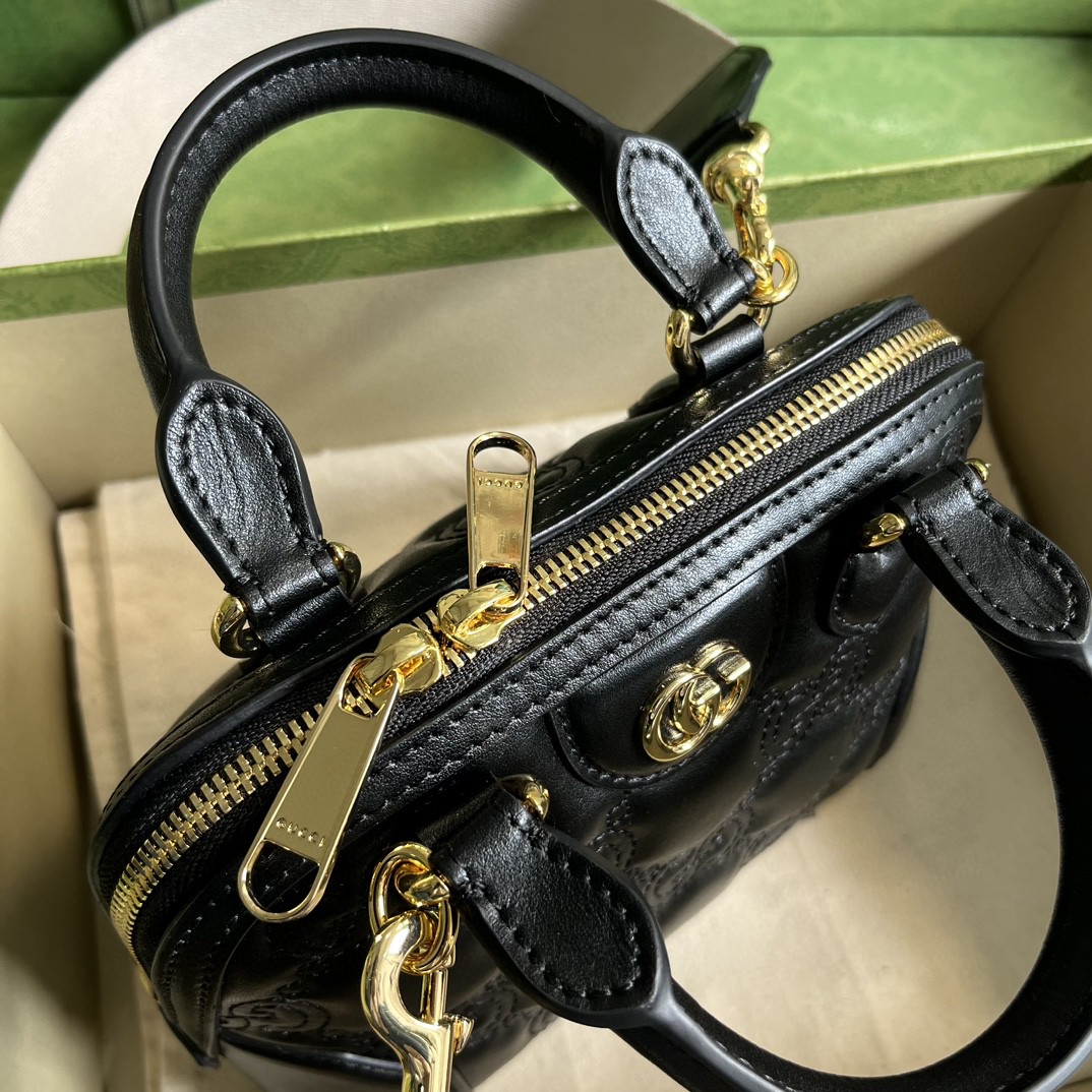 G*u*i gg matelasse handbag