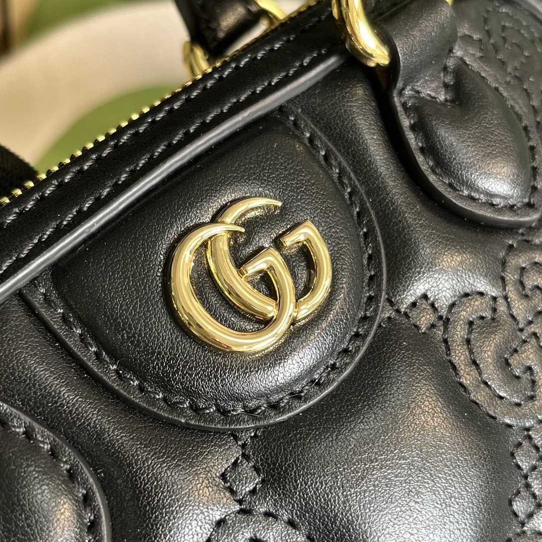 G*u*i gg matelasse handbag