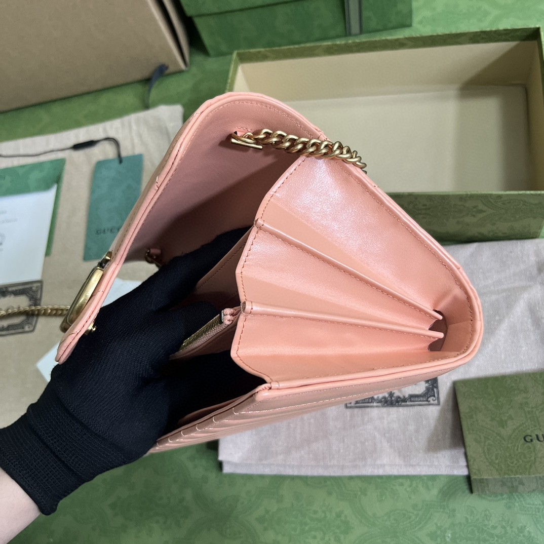 G*u*i gg marmont mini bag
