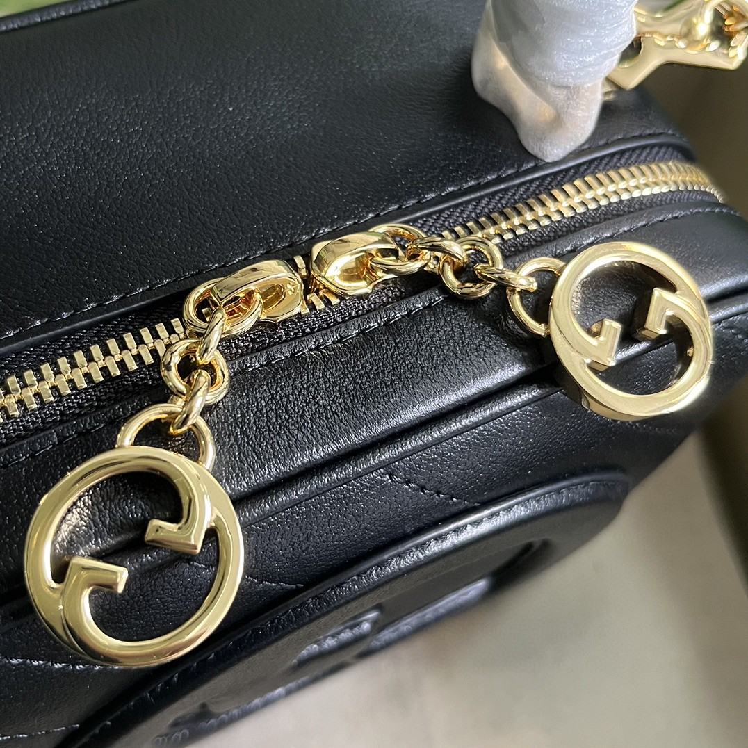 G*u*i blondie top handle bag
