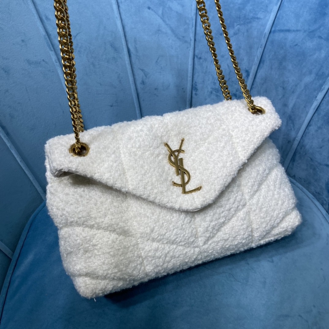 Y51 puffer medium chain bag