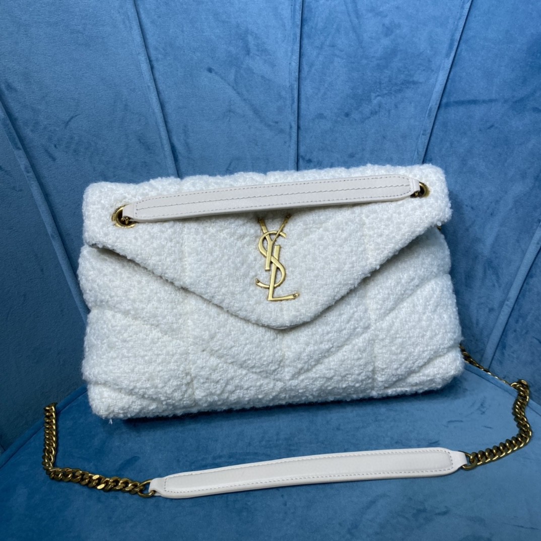 Y51 puffer medium chain bag