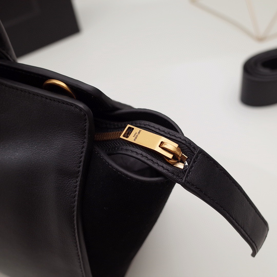 Y51 downtown cabas black