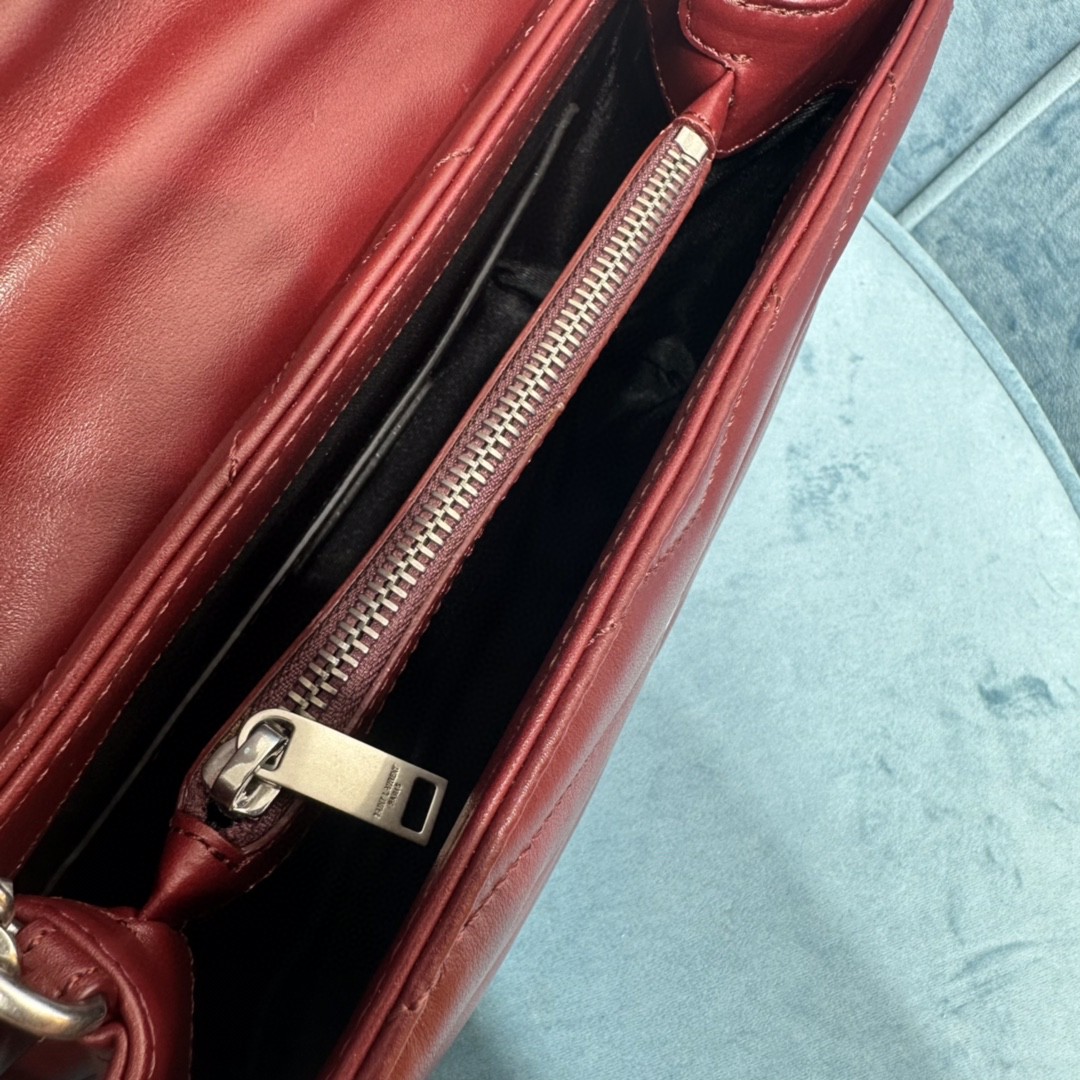 Y51 loulou small chain bag