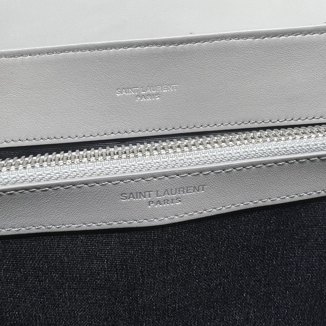 LOULOU MEDIUM IN QUILTED LEATHER