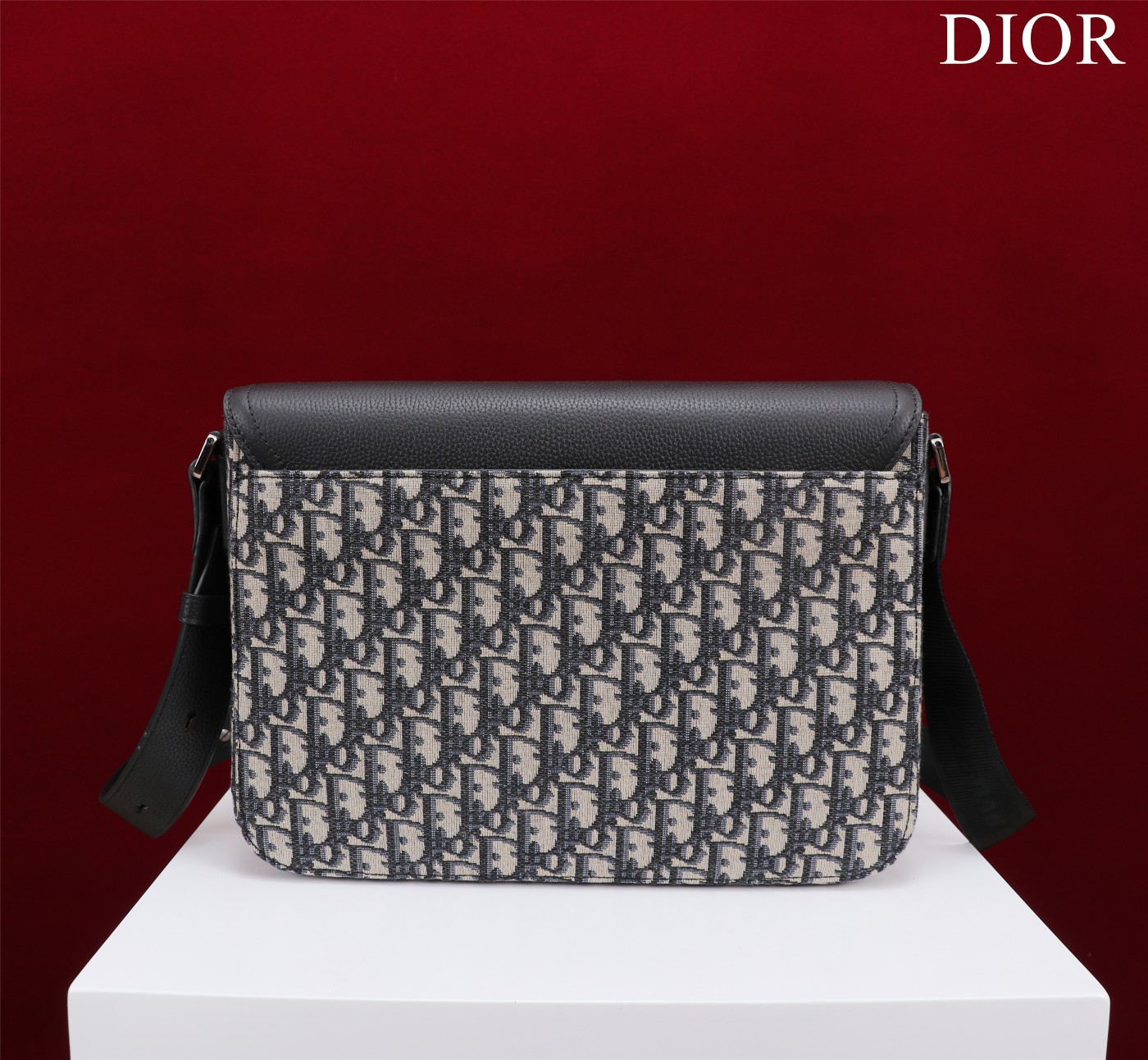 D*or saddle pouch