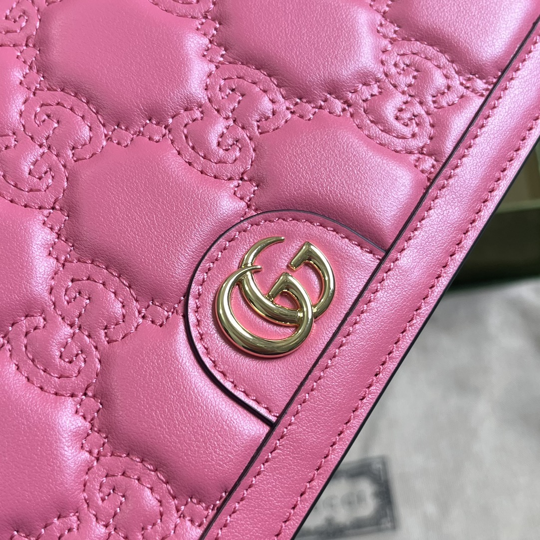 G*u*i gg matelassÉ chain wallet