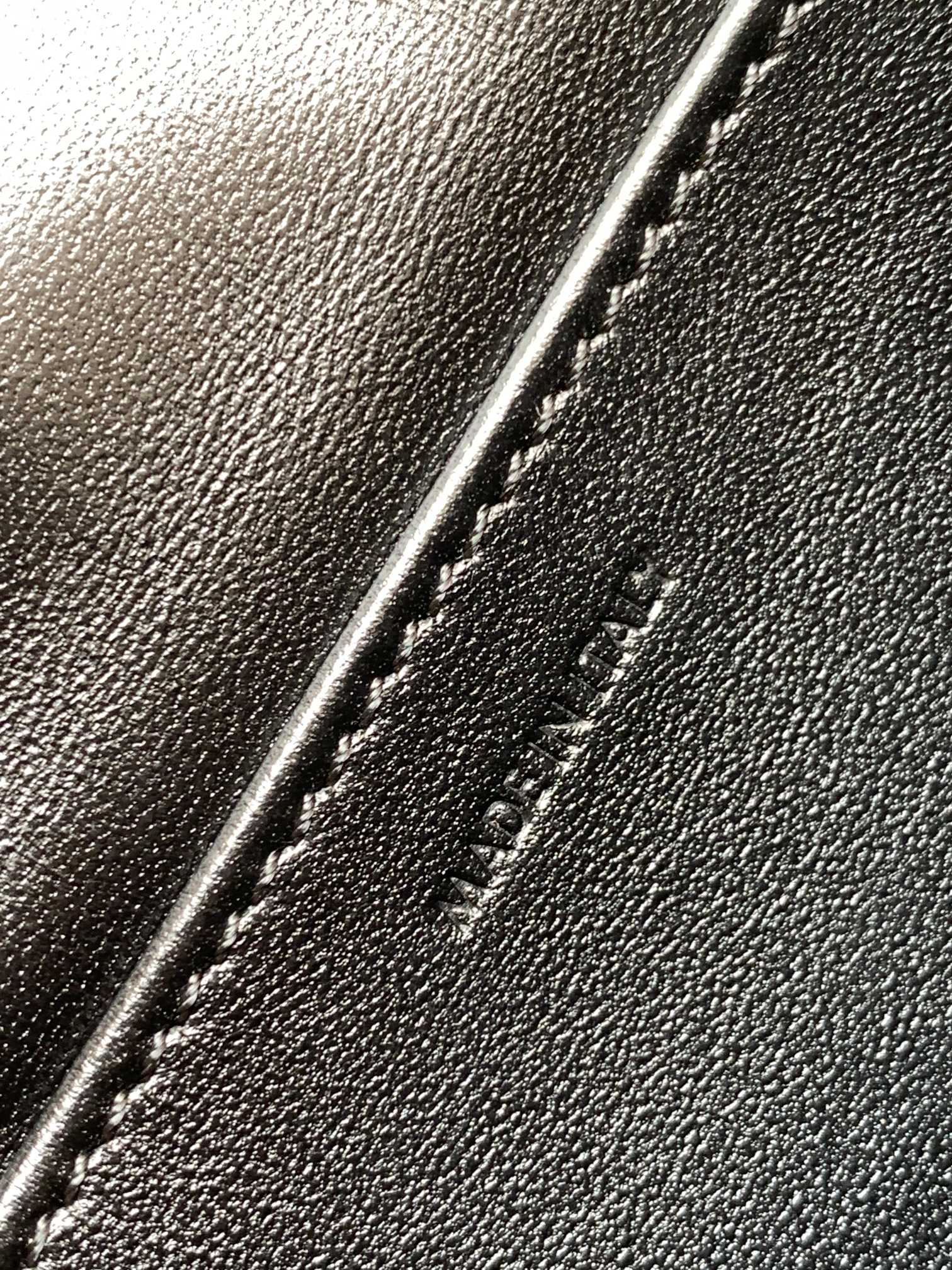 ce**e chain shoulder bag matelasse monoCh*0me ce**e in quilted goatskin