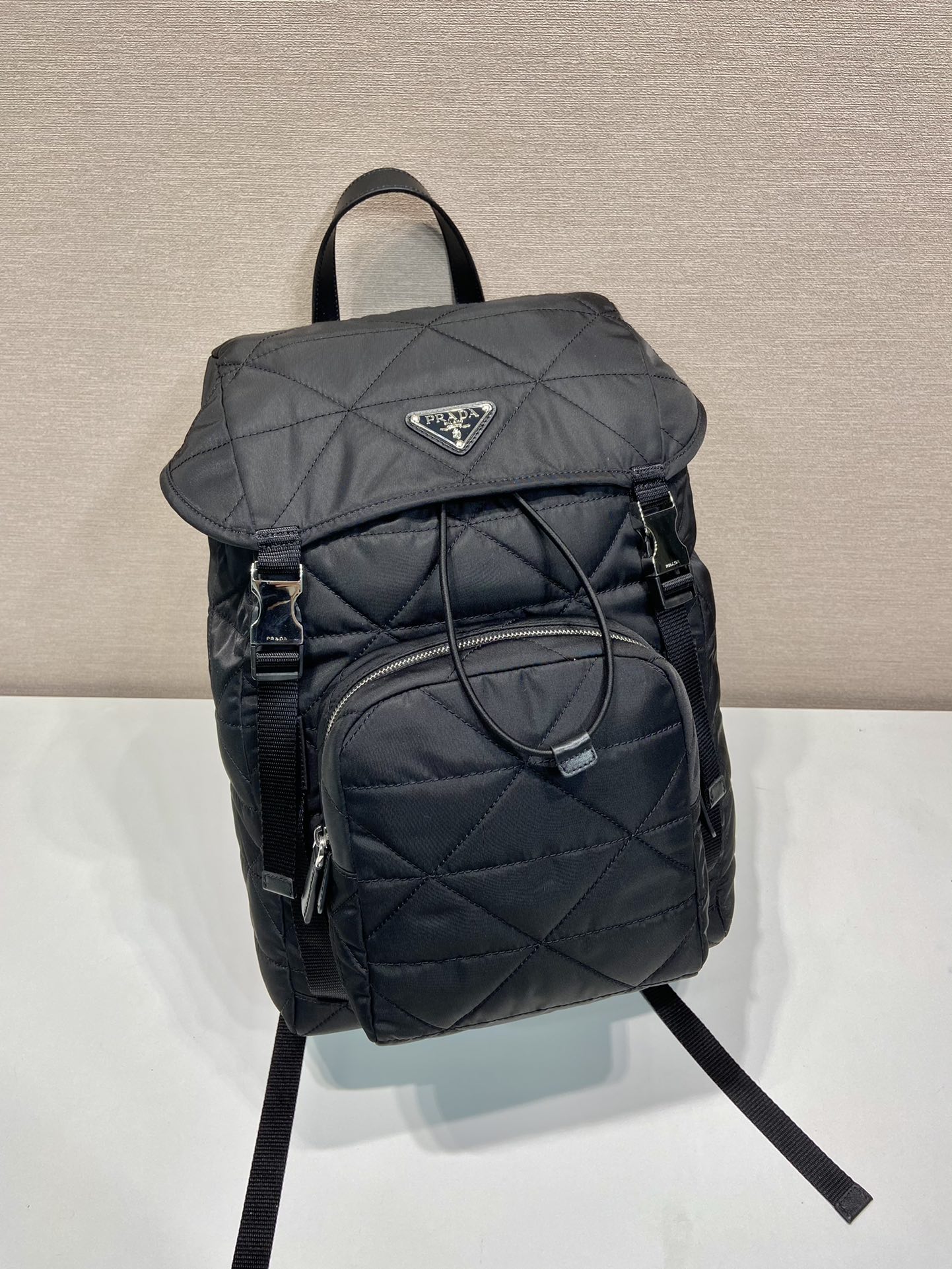 Pra*a backpack