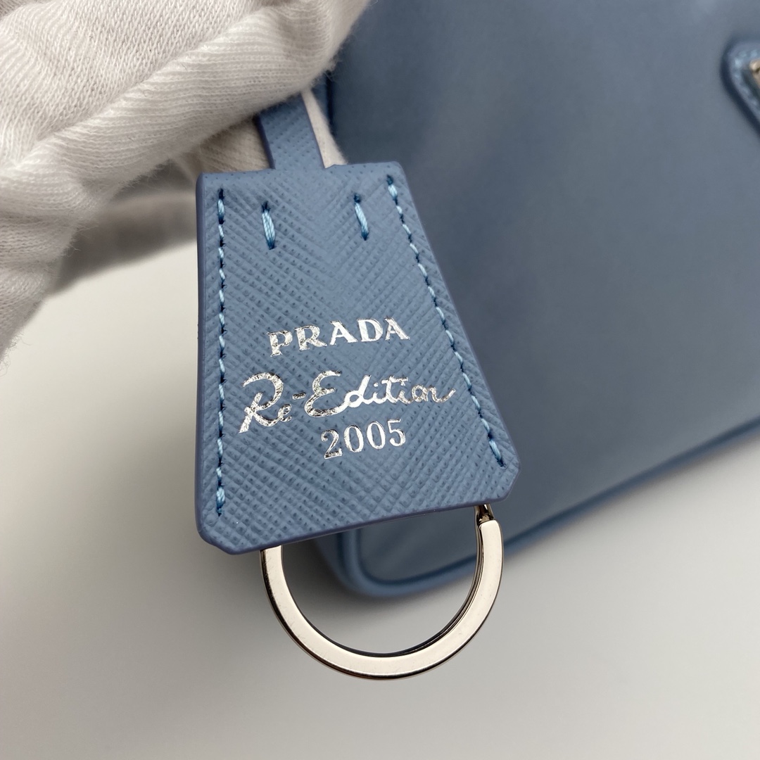 Pra*a re-edition 2005 re-nylon mini bag