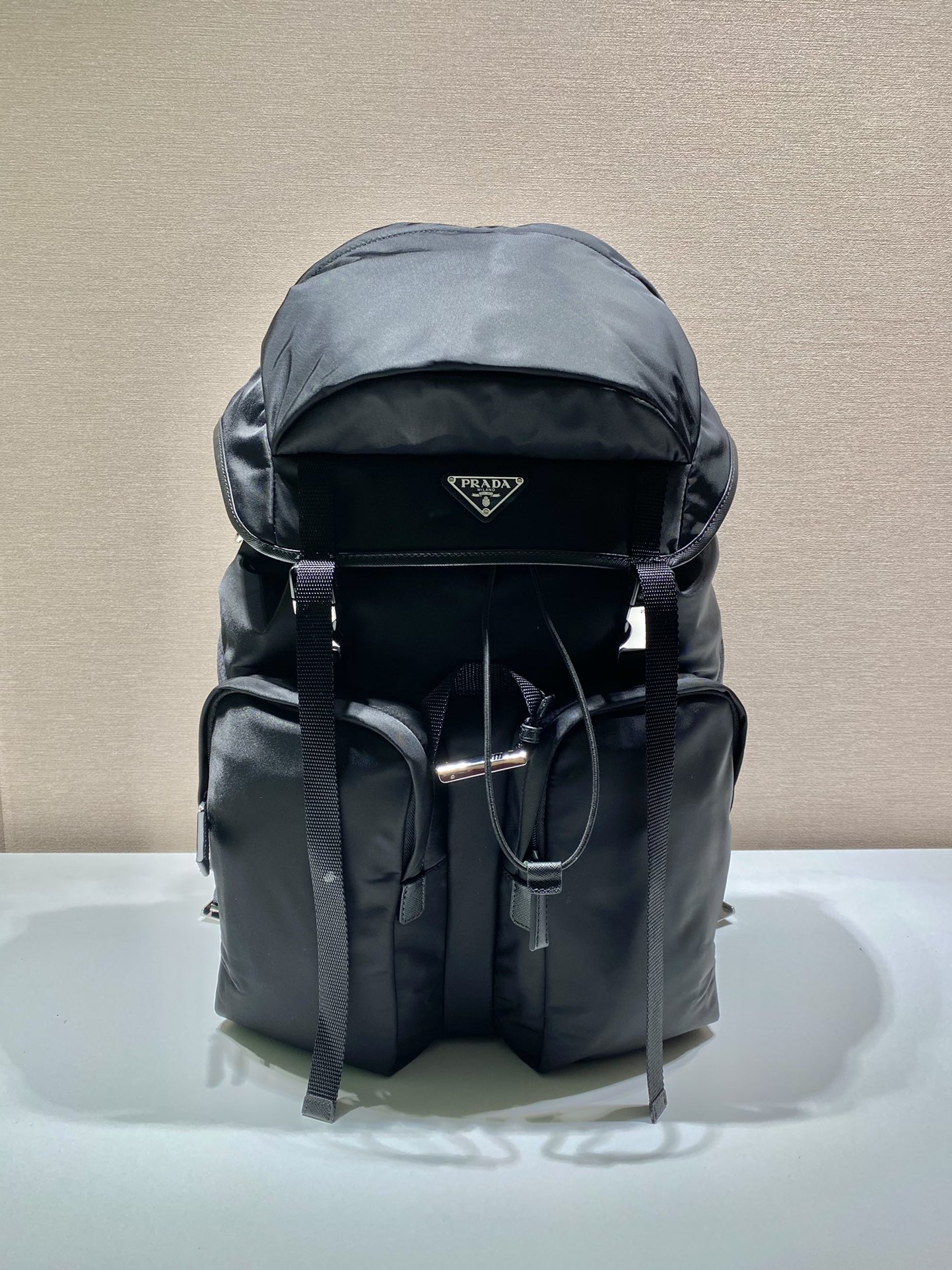 Pra*a backpack
