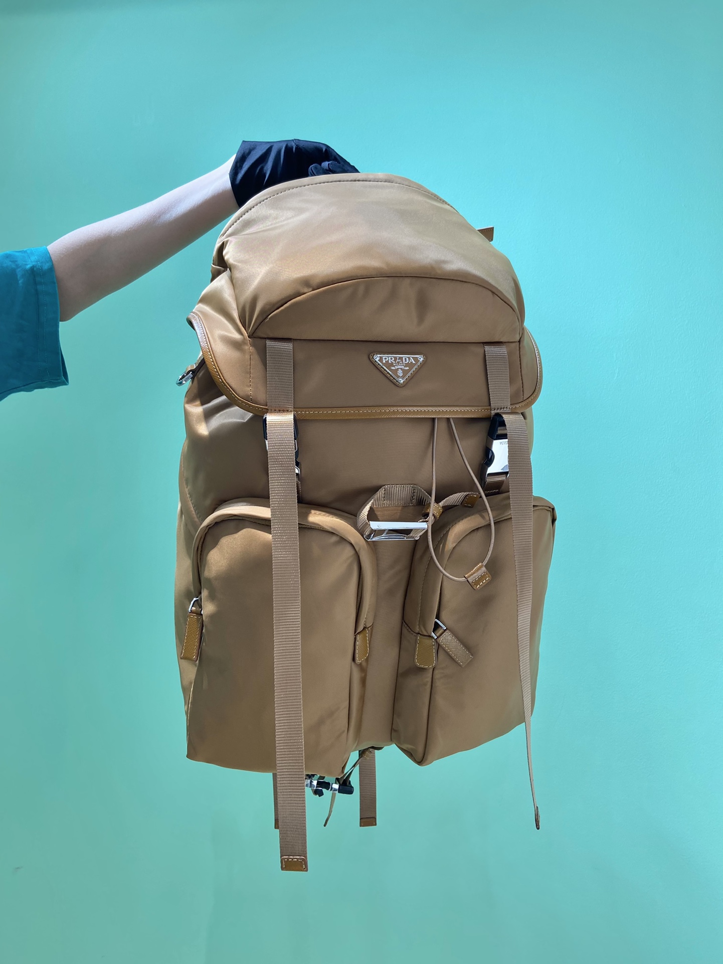 Pra*a  backpack