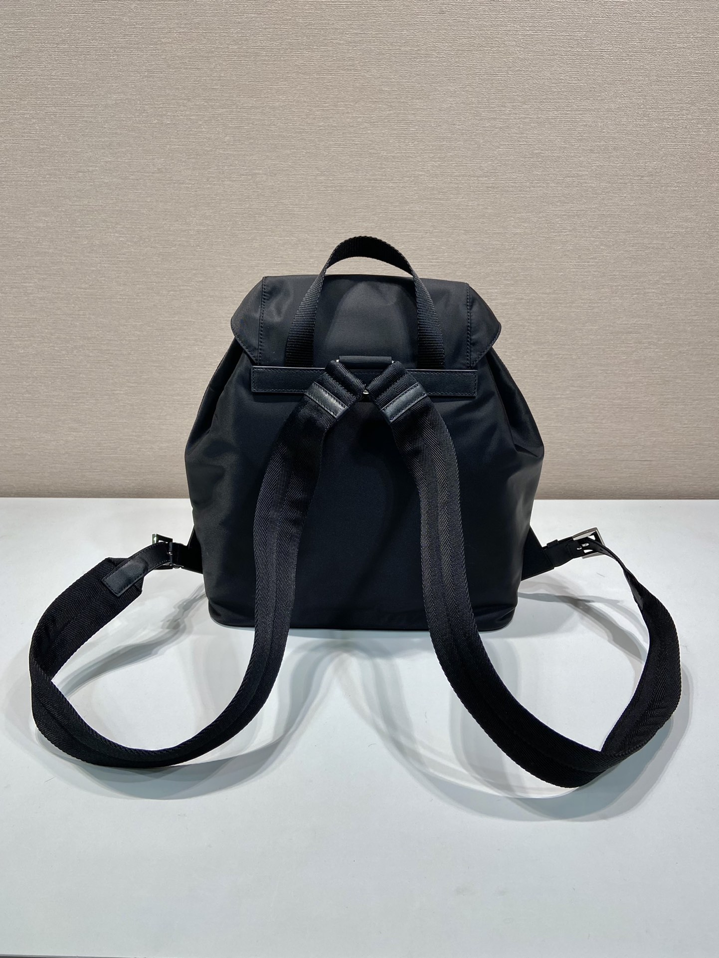 Pra*a backpack