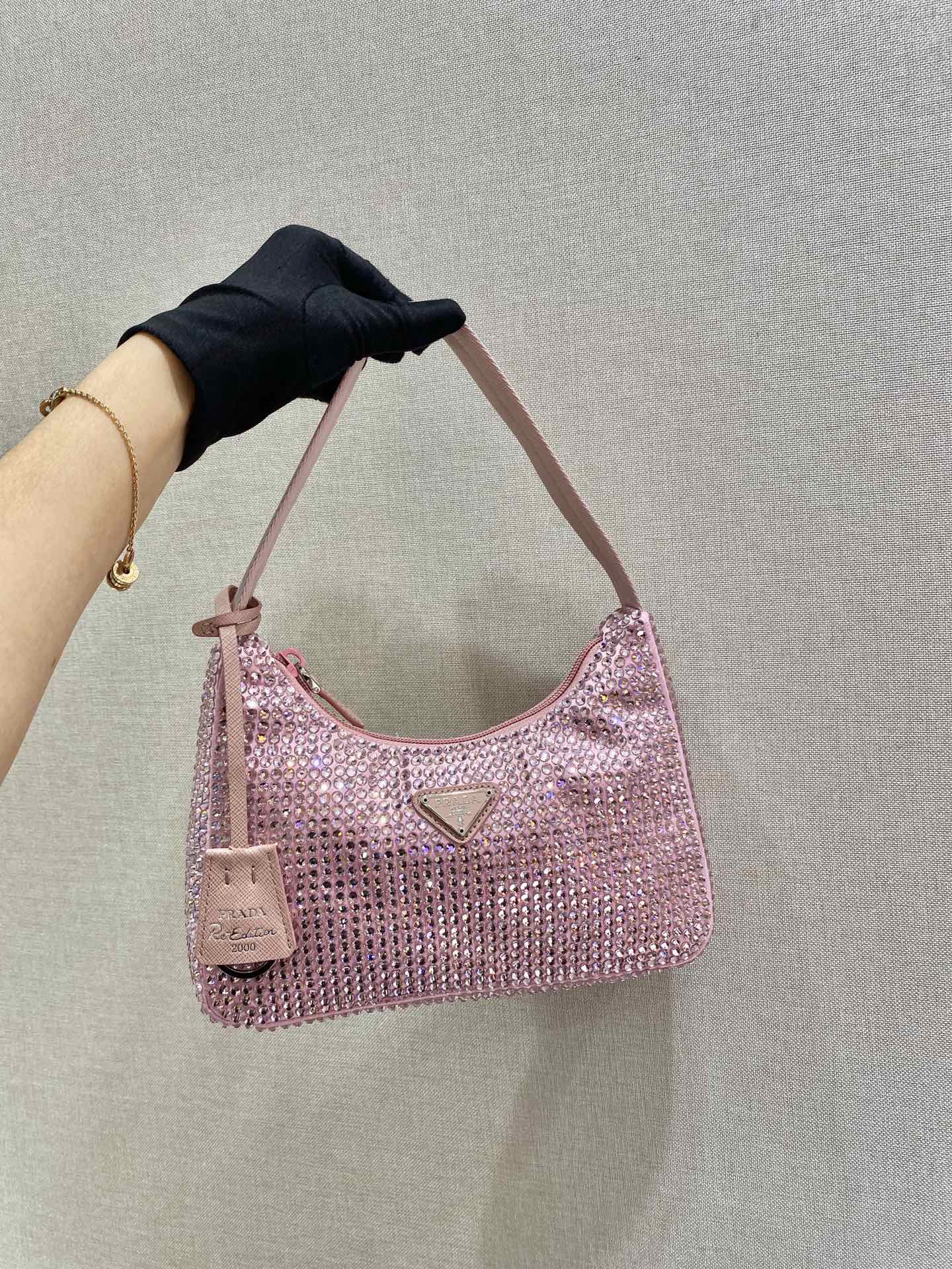 Pra*a hobo bag