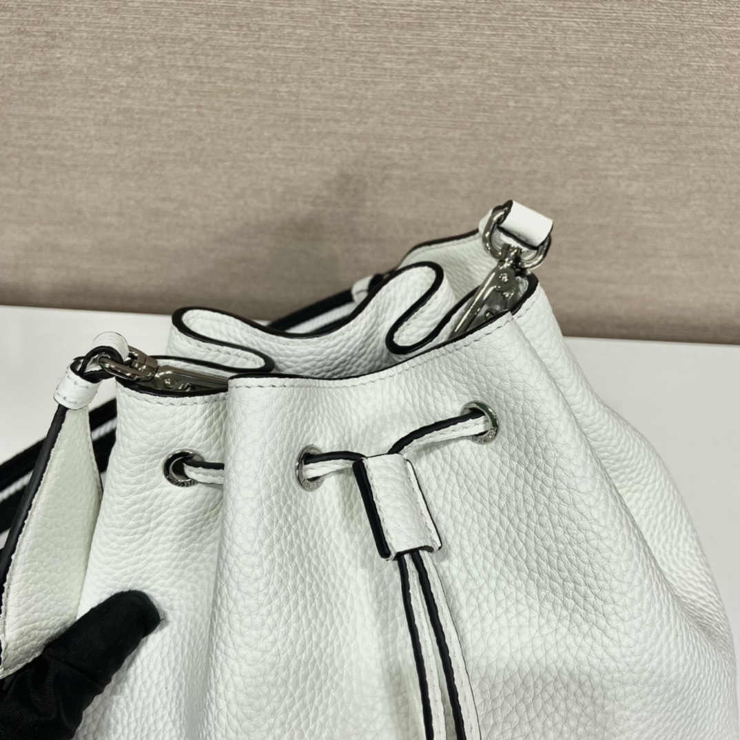 Pra*a leather bucket bag
