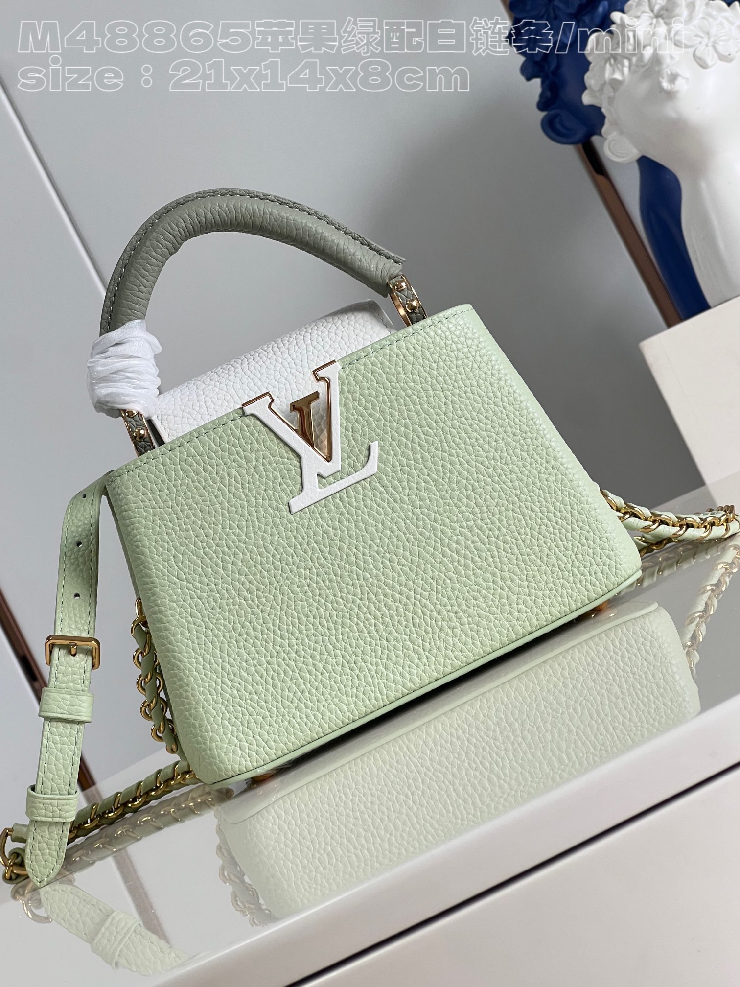 l**is V*t*n capucines mini handbag