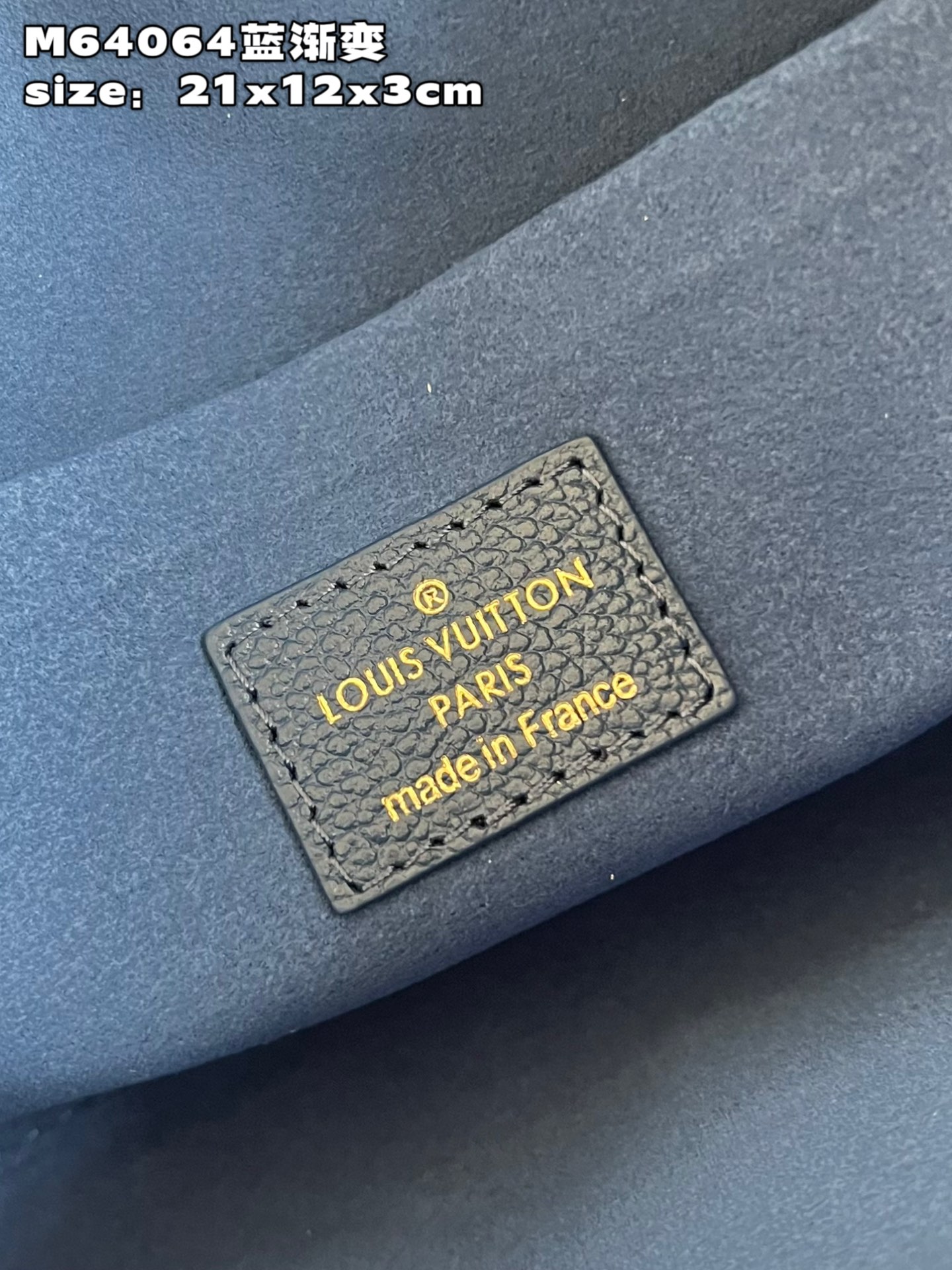 l**is V*t*n pochette félicie