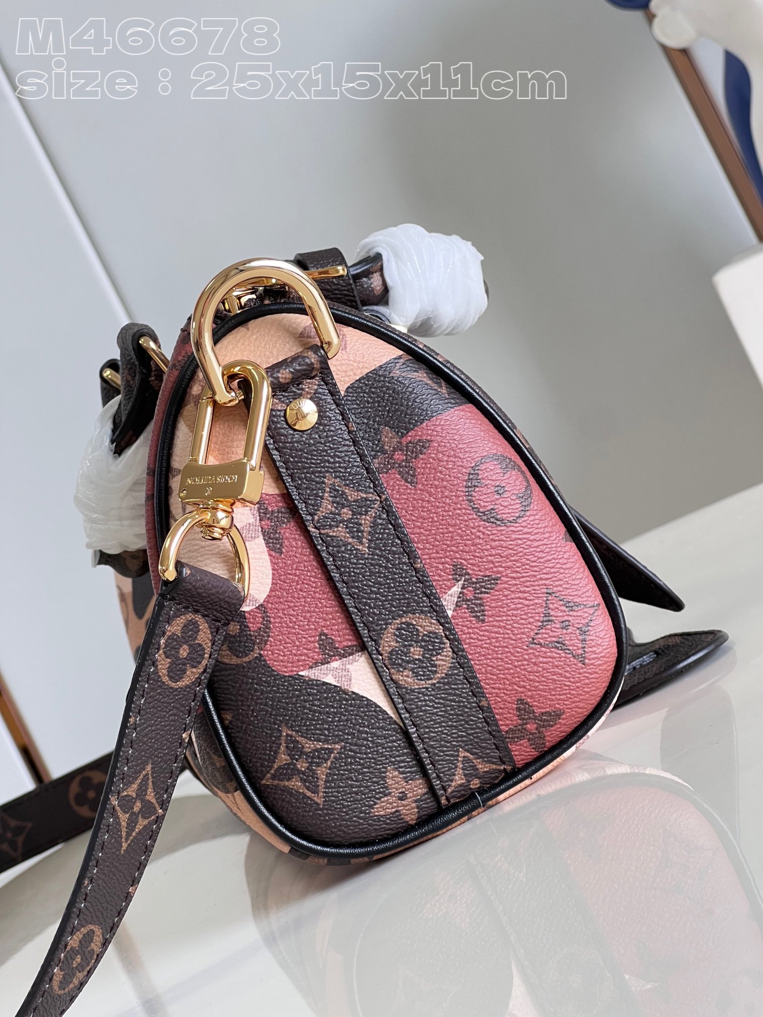 l**is V*t*n keepall bandoulière 25
