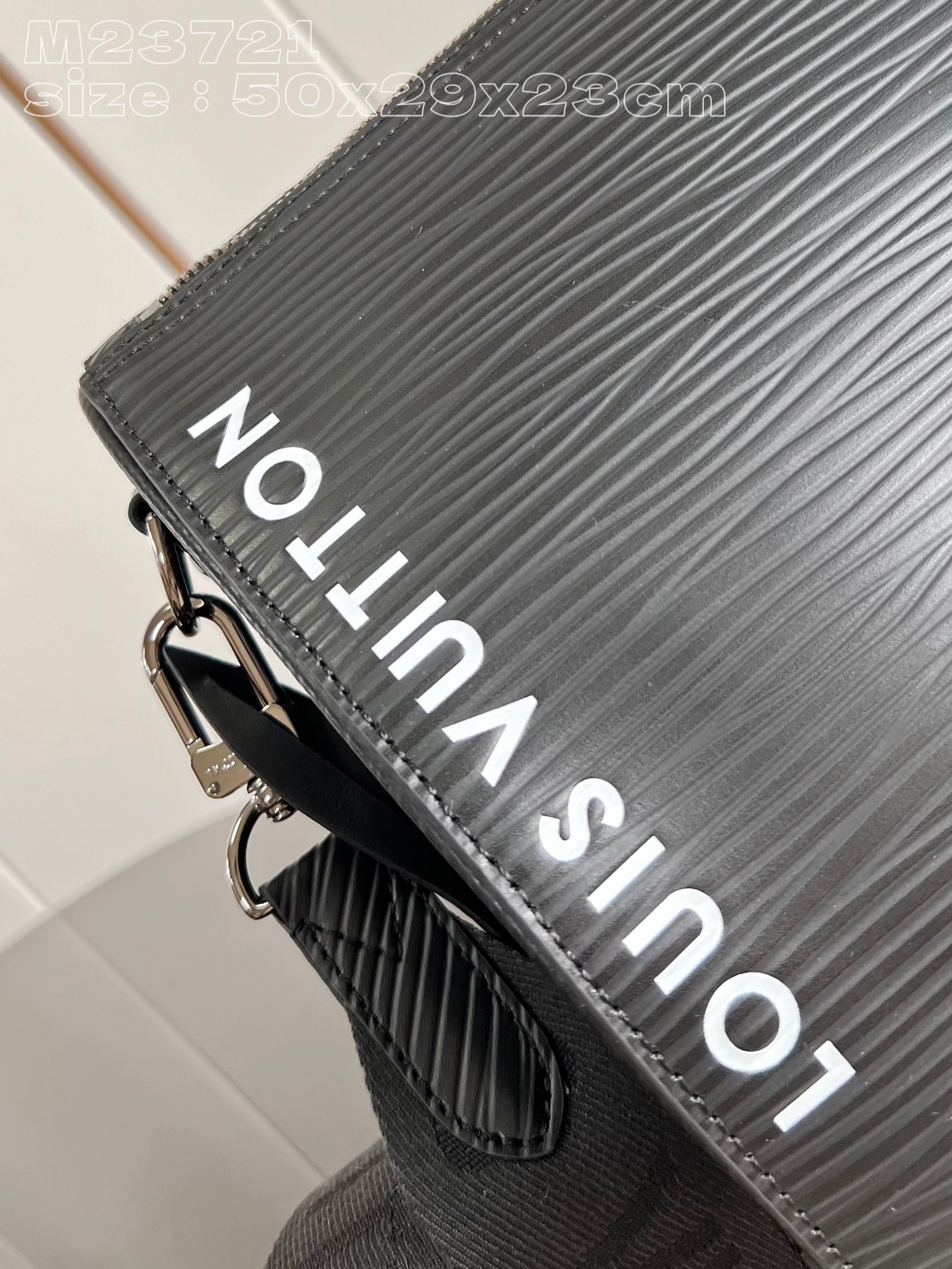 l**is V*t*n keepall bandoulière 50
