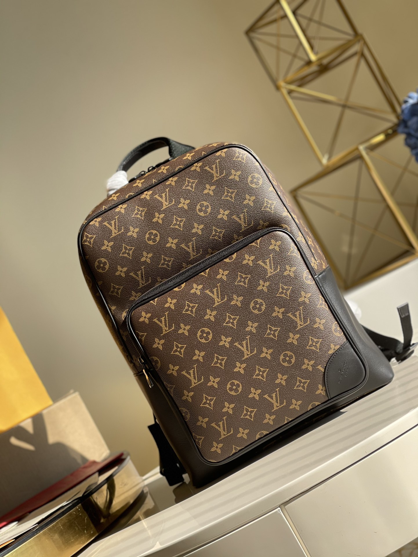 l**is V*t*n dean backpack