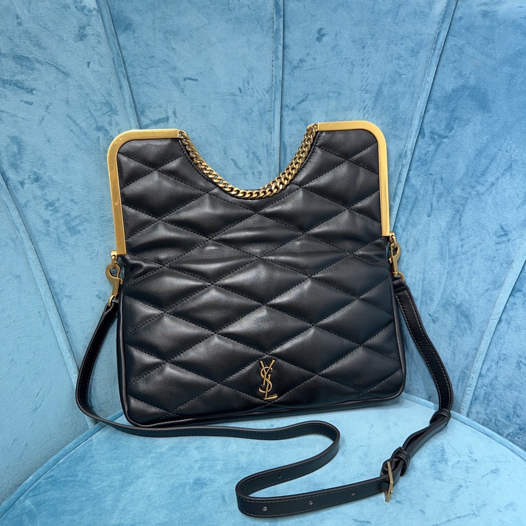 Y51 87 in quilted lambskin