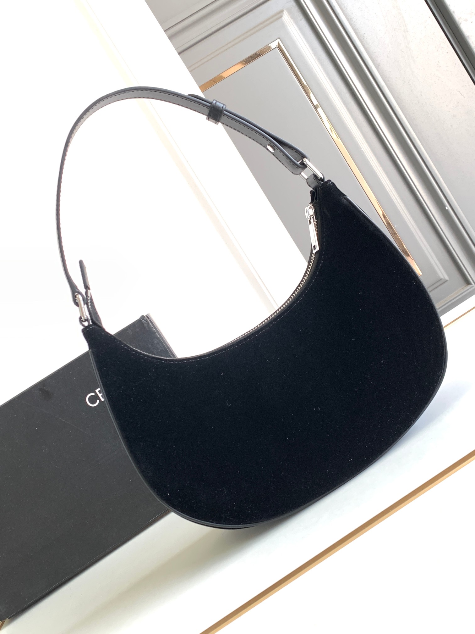 Ce**e ava triomphe bag