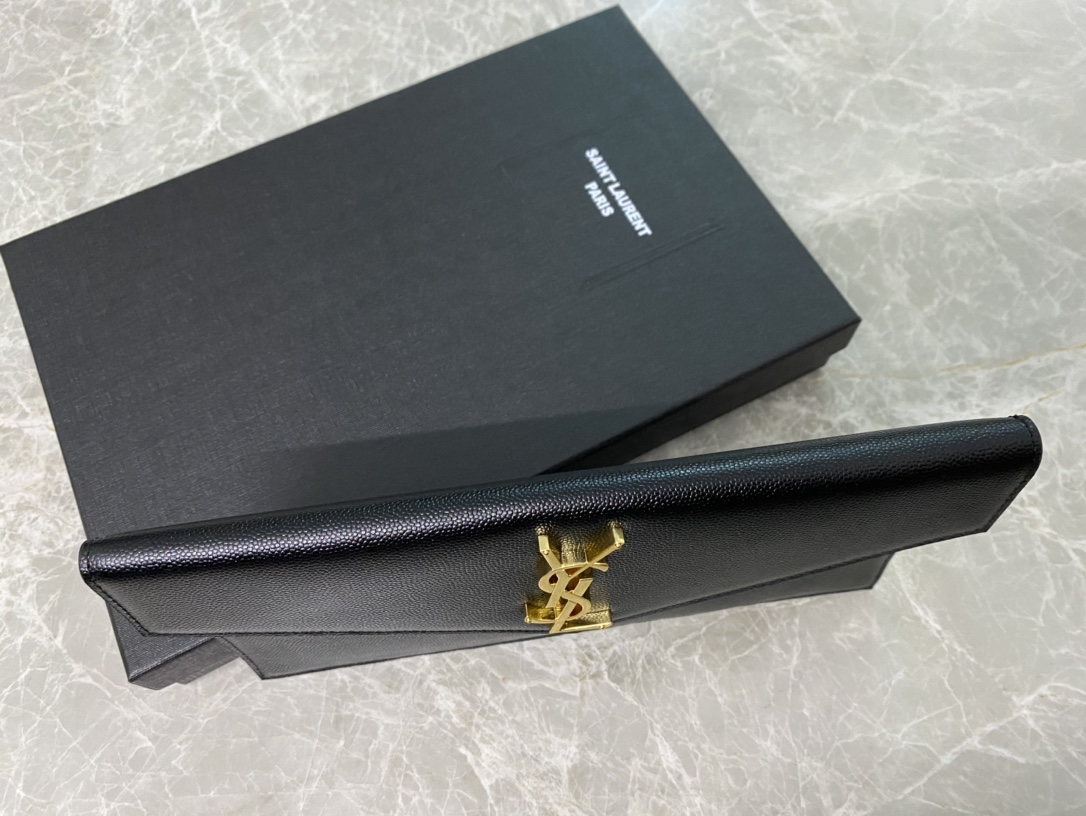 YSL Uptown