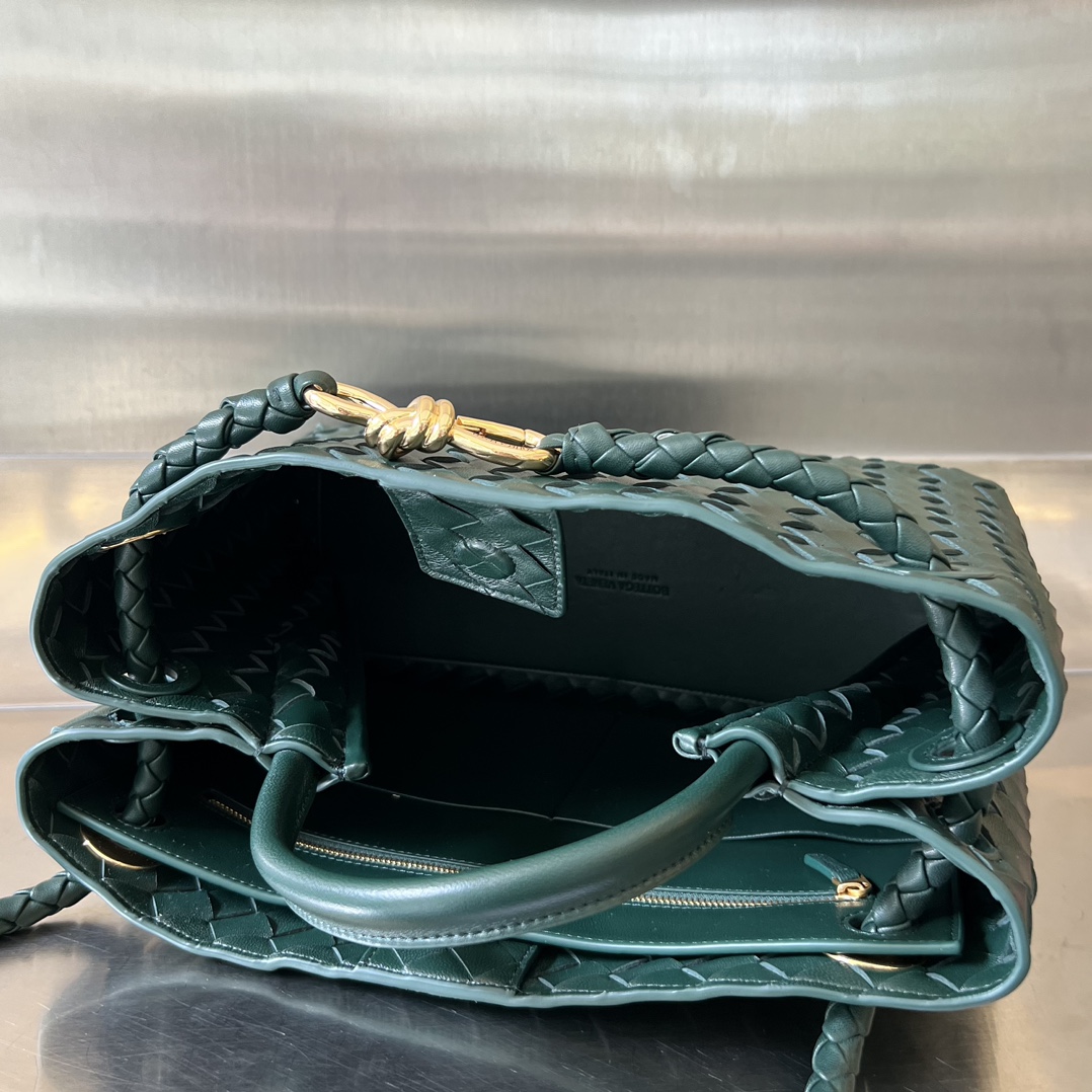 bo*te*ga Ve*ne*ta medium andiamo bag
