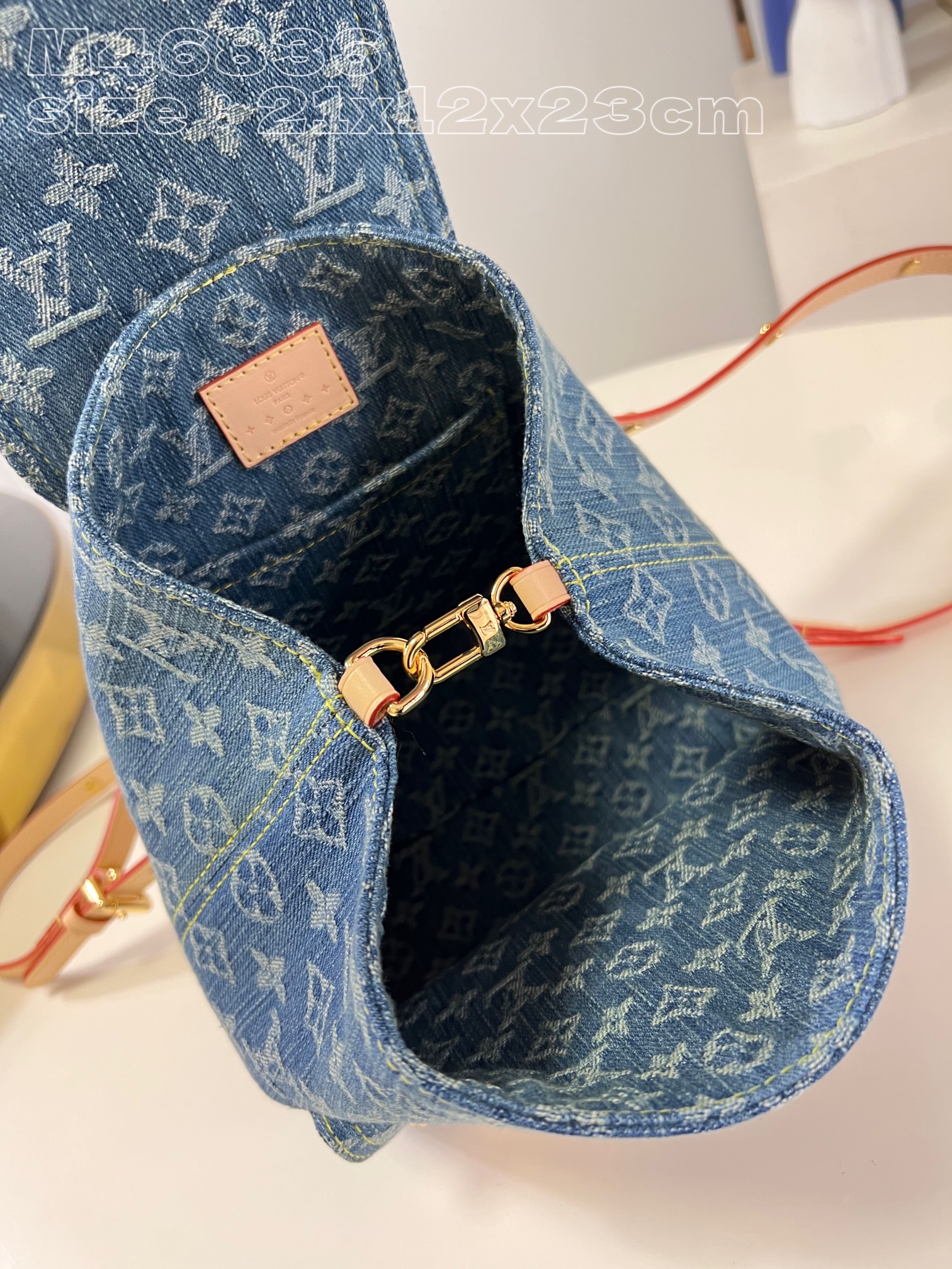 l**is V*t*n venice monogram denim