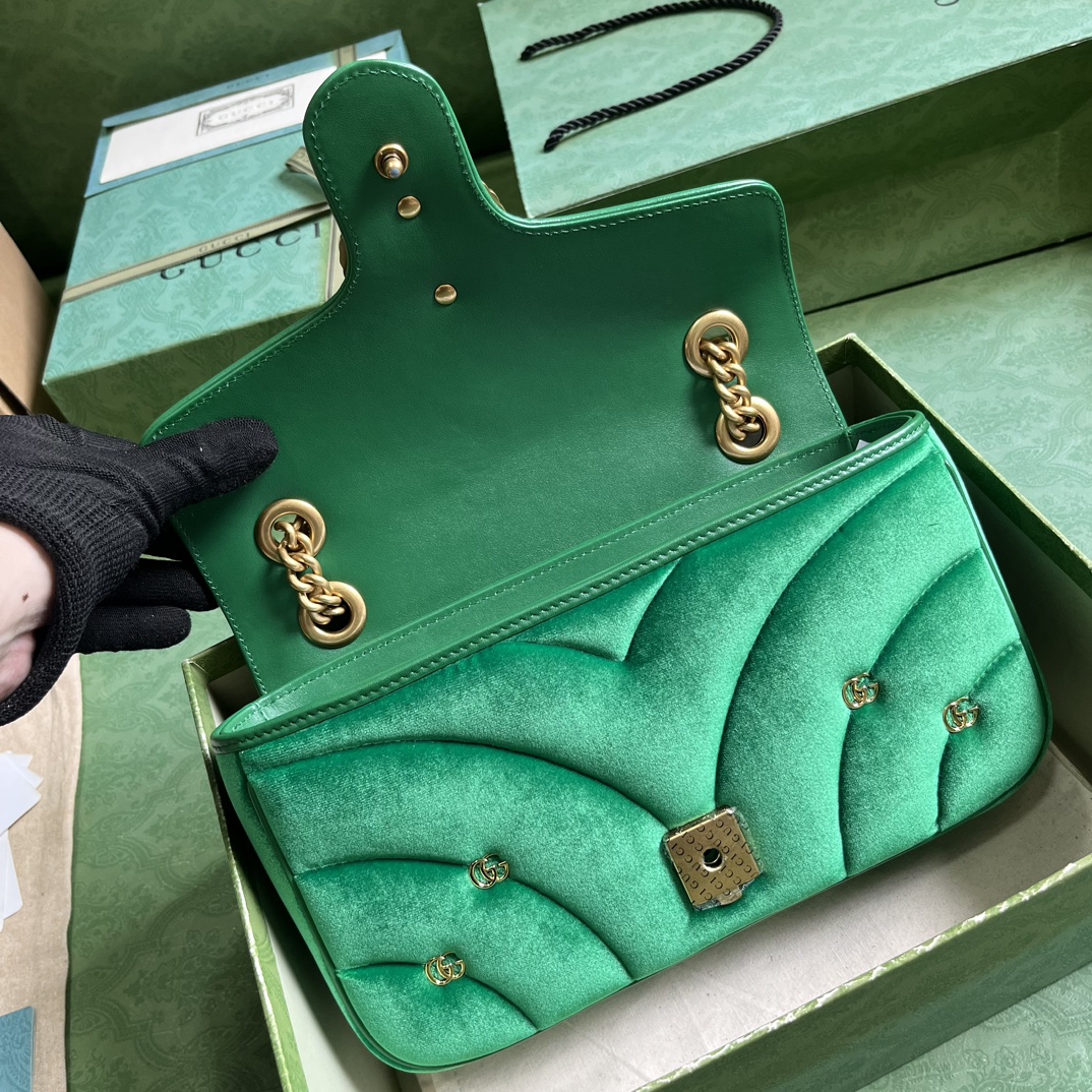 G*u*i gg marmont small velvet shoulder bag