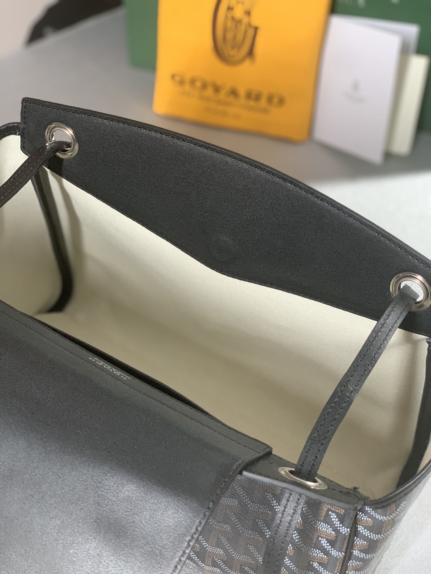 Go*ard rouette bag