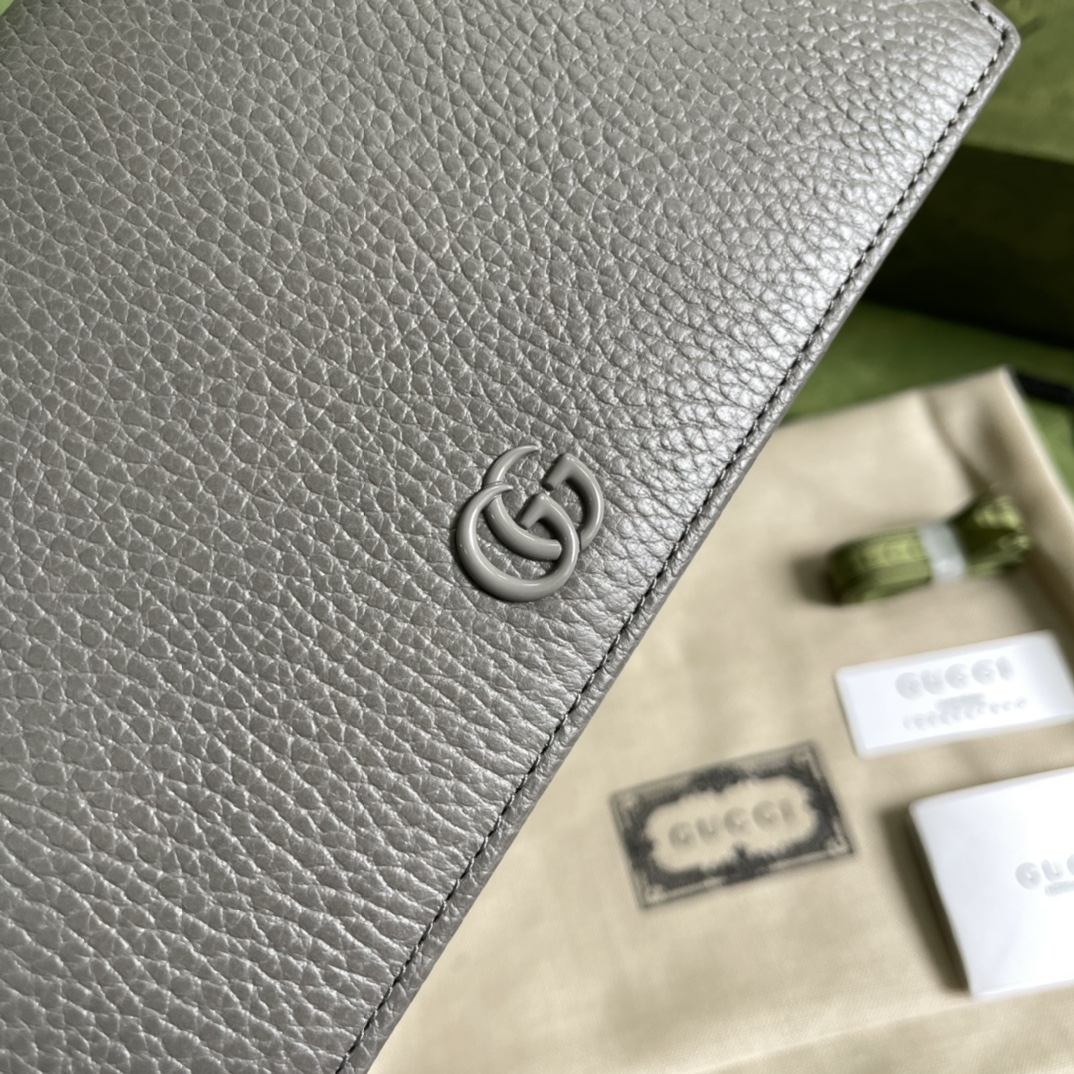 G*u*i gg marmont leather mini chain bag