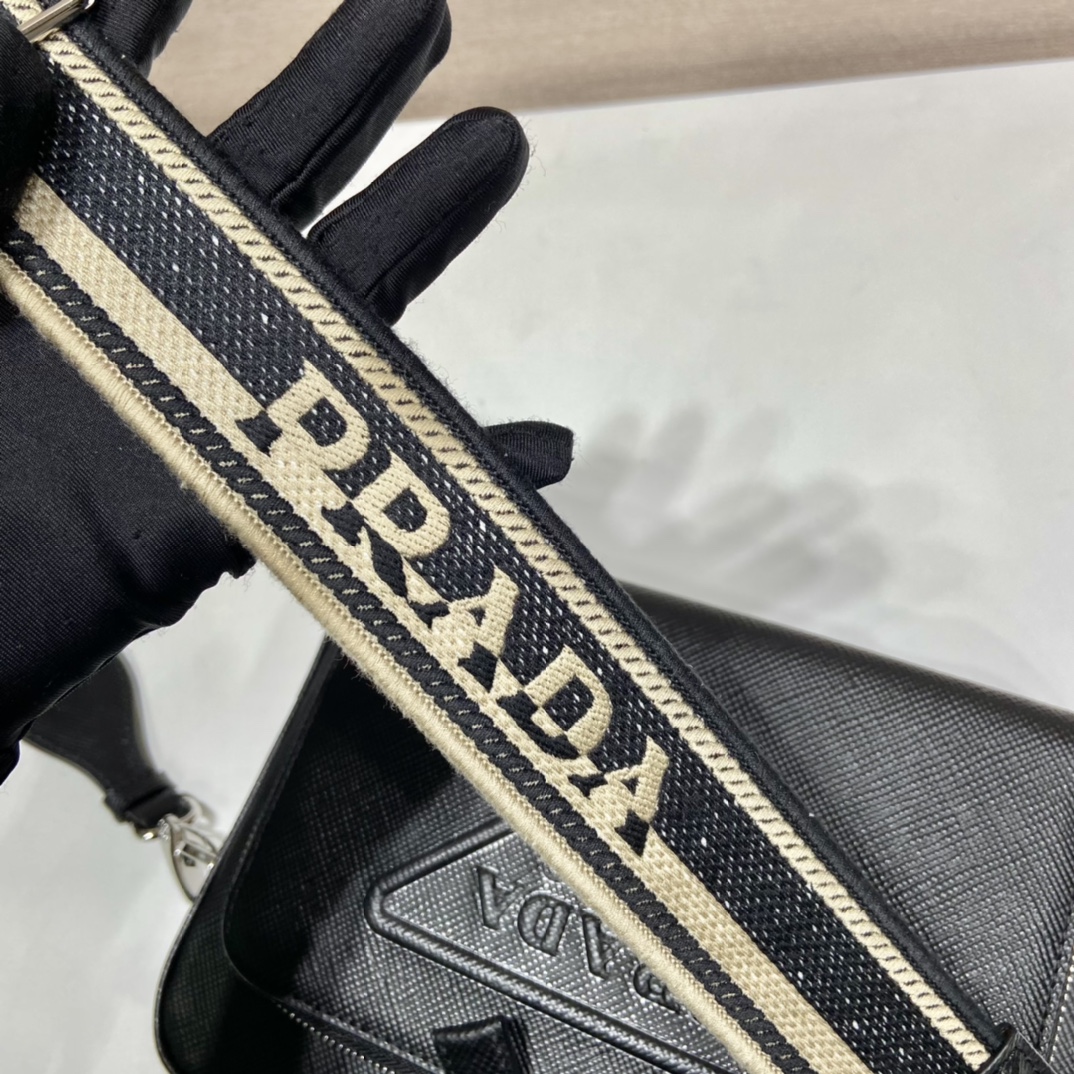 Pra*a saffiano leather shoulder bag
