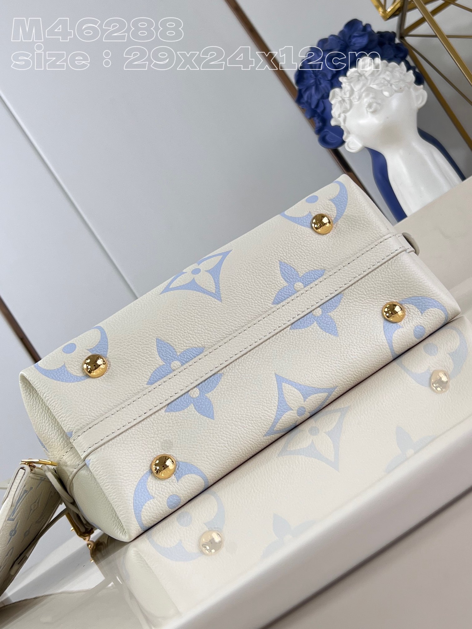 l**is V*t*n carryall pm bag